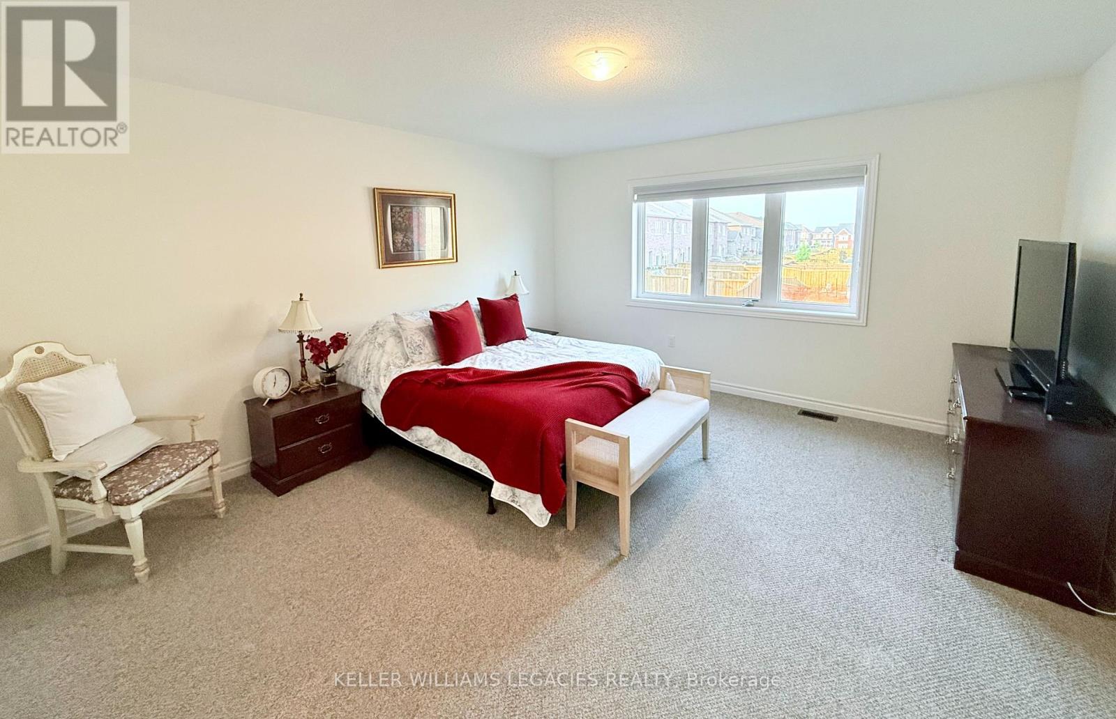 2229 Grainger Loop, Innisfil, Ontario  L9S 0N1 - Photo 18 - N12314042