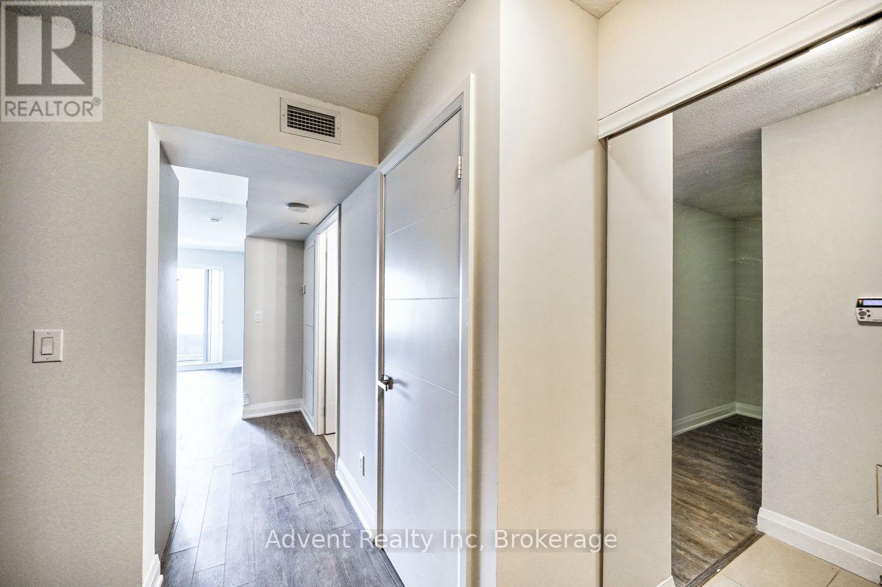 725 - 18 Uptown Drive, Markham, Ontario L3R 5M5 - Photo 6 - N12314043