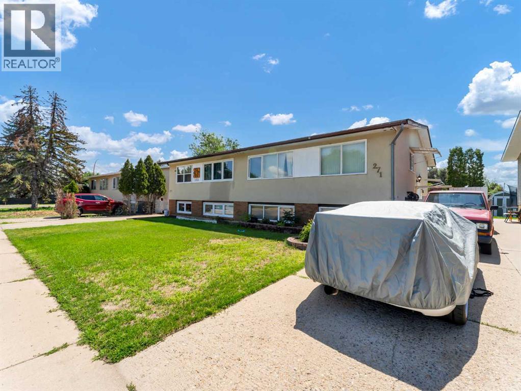 Property at 271 18 Street NE image 2