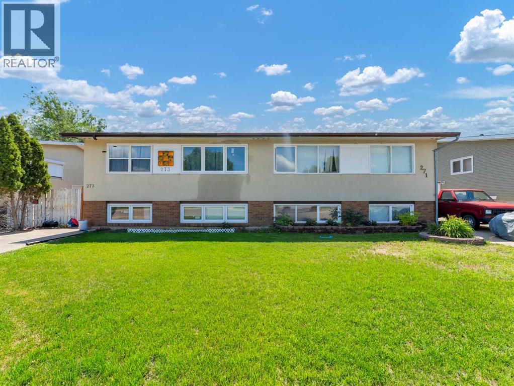 Property at 271 18 Street NE image 1