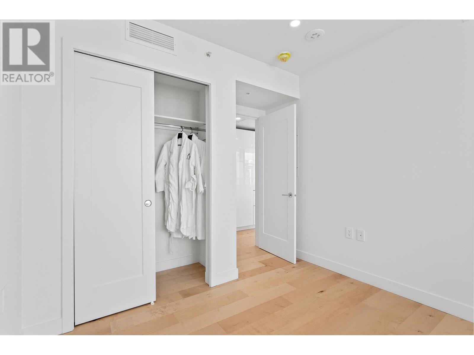 1406 135 E 13th Street, North Vancouver, British Columbia  V7L 0J8 - Photo 34 - R3031919