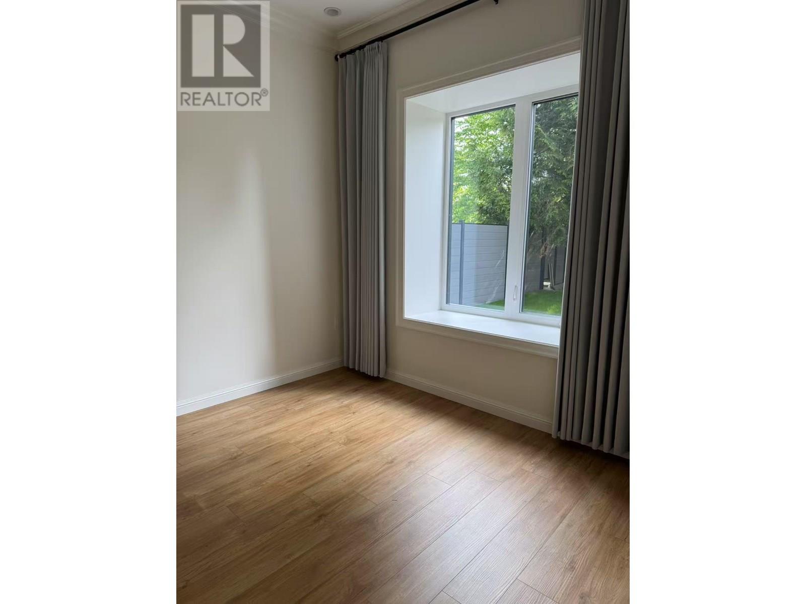 4920 Larkspur Ave, Richmond, British Columbia  V7C 2J3 - Photo 3 - R3031928