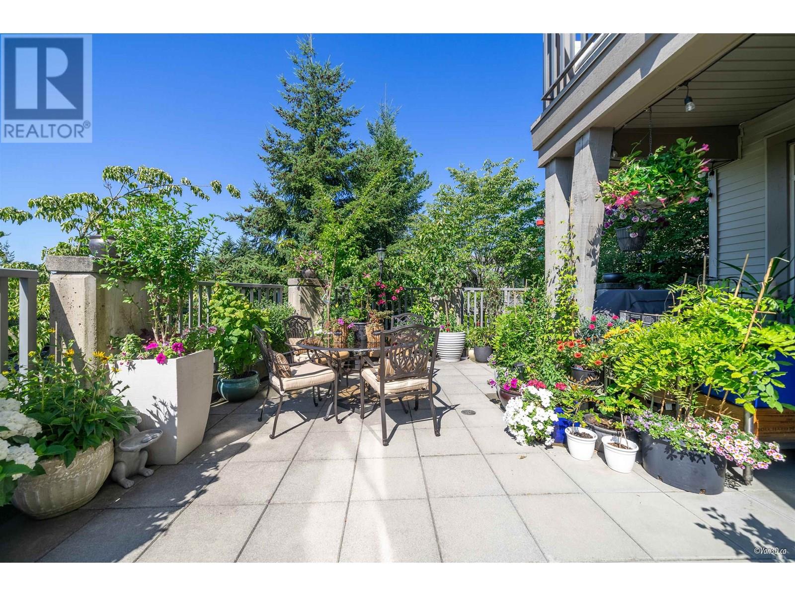 107 3132 Dayanee Springs Boulevard, Coquitlam, British Columbia  V3E 0B5 - Photo 2 - R3028901