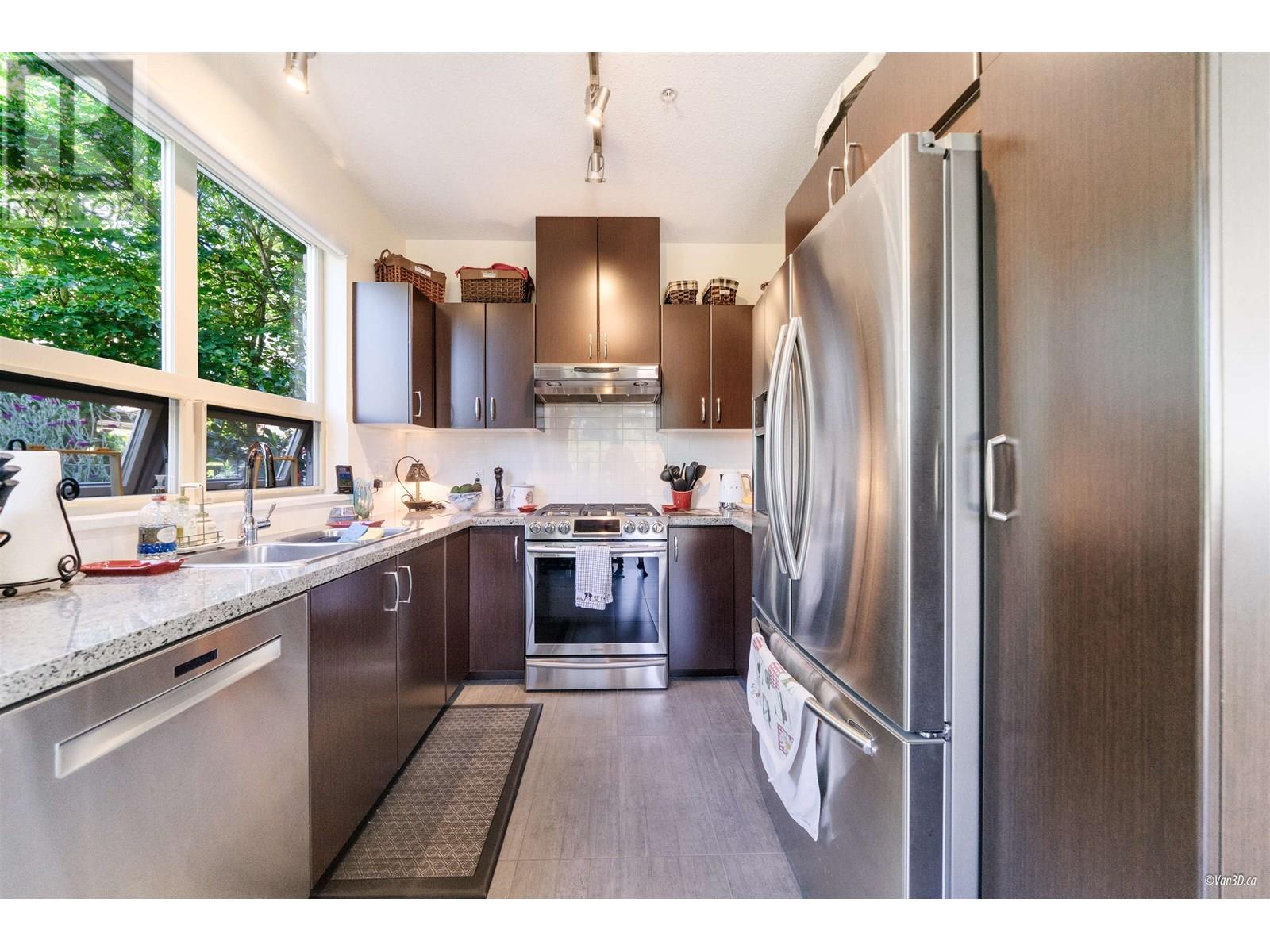 107 3132 Dayanee Springs Boulevard, Coquitlam, British Columbia  V3E 0B5 - Photo 11 - R3028901