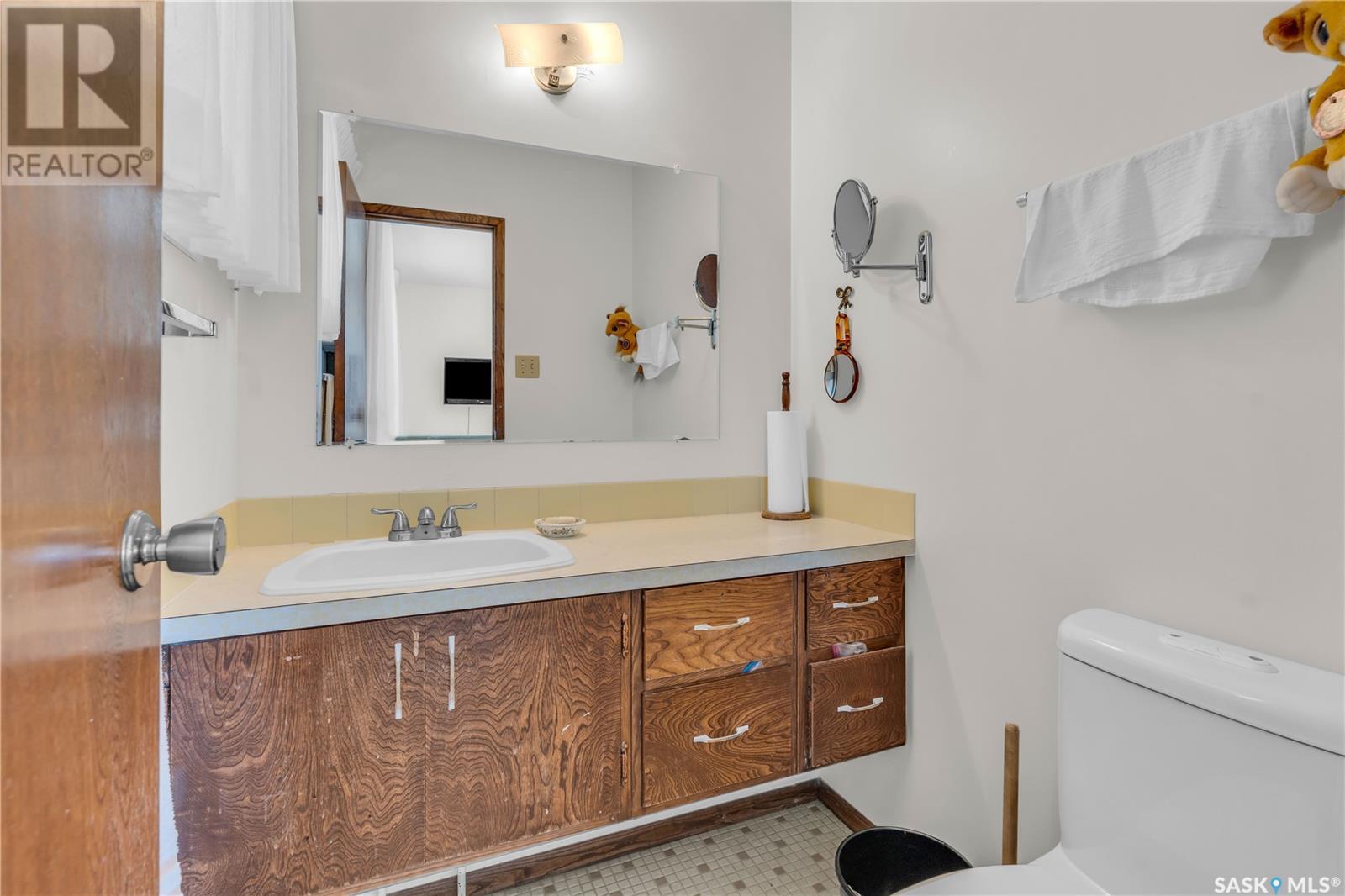 2121 Spadina Crescent E, Saskatoon, Saskatchewan  S7K 0C9 - Photo 21 - SK014131