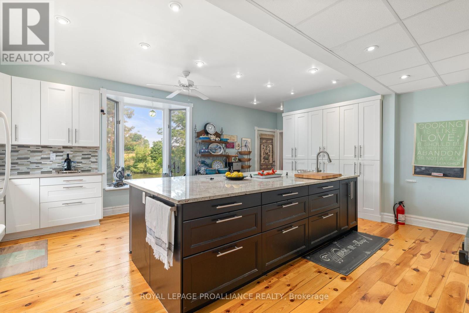 2925 County Road 10, Prince Edward County (South Marysburg Ward), Ontario  K0K 2P0 - Photo 16 - X12314107