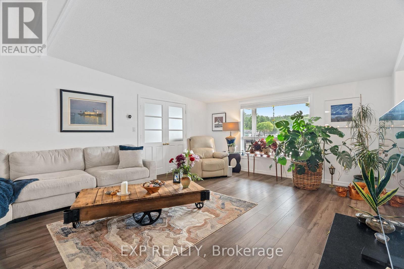 362 Shannon Boulevard, South Huron, Ontario  N0M 1T0 - Photo 10 - X12314092