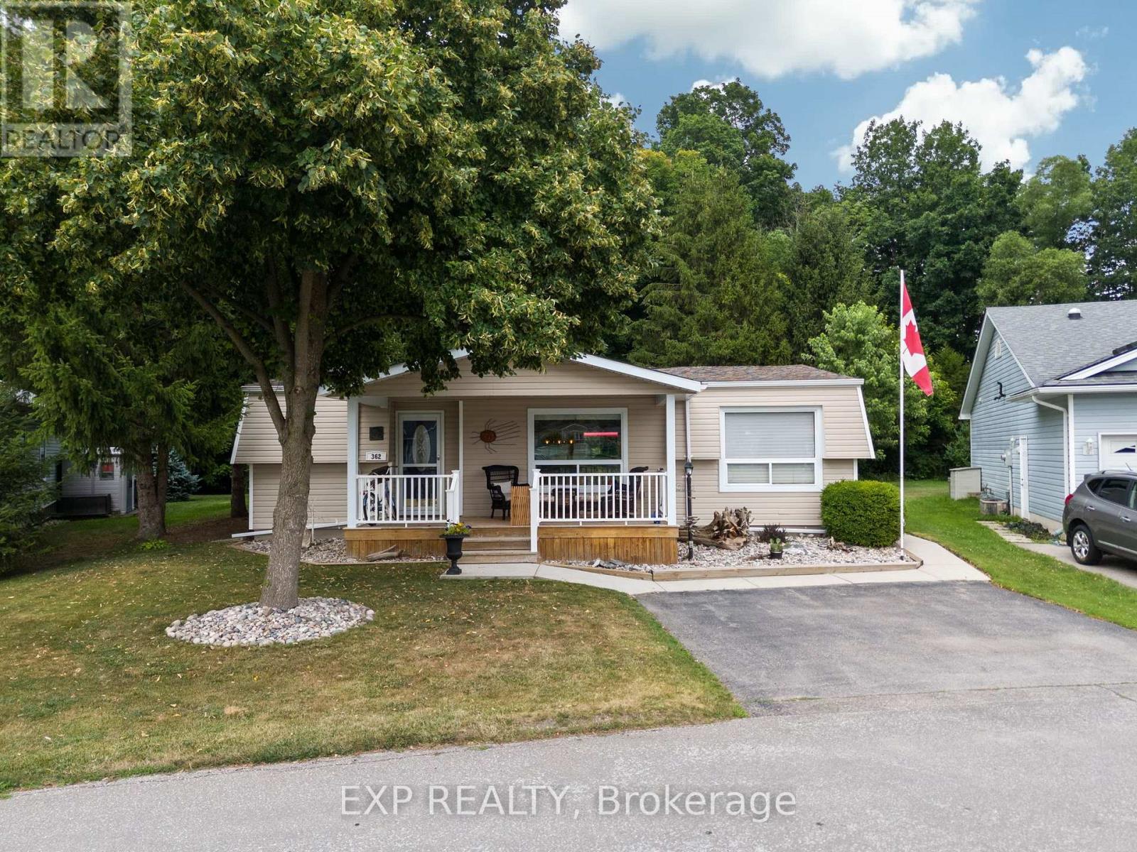 362 Shannon Boulevard, South Huron, Ontario  N0M 1T0 - Photo 37 - X12314092