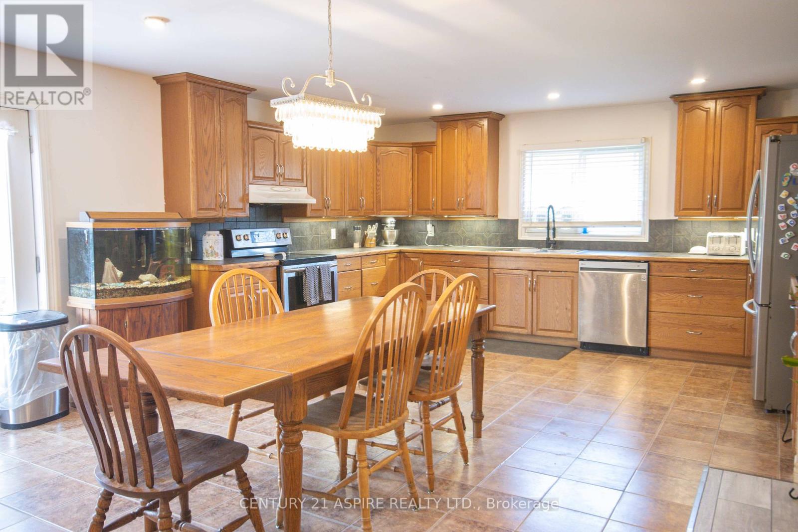 16358 Highway 60 Highway, Killaloe, Ontario  K0J 2A0 - Photo 13 - X12314106