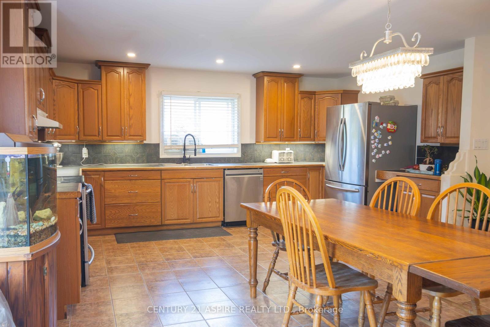 16358 Highway 60 Highway, Killaloe, Ontario  K0J 2A0 - Photo 14 - X12314106