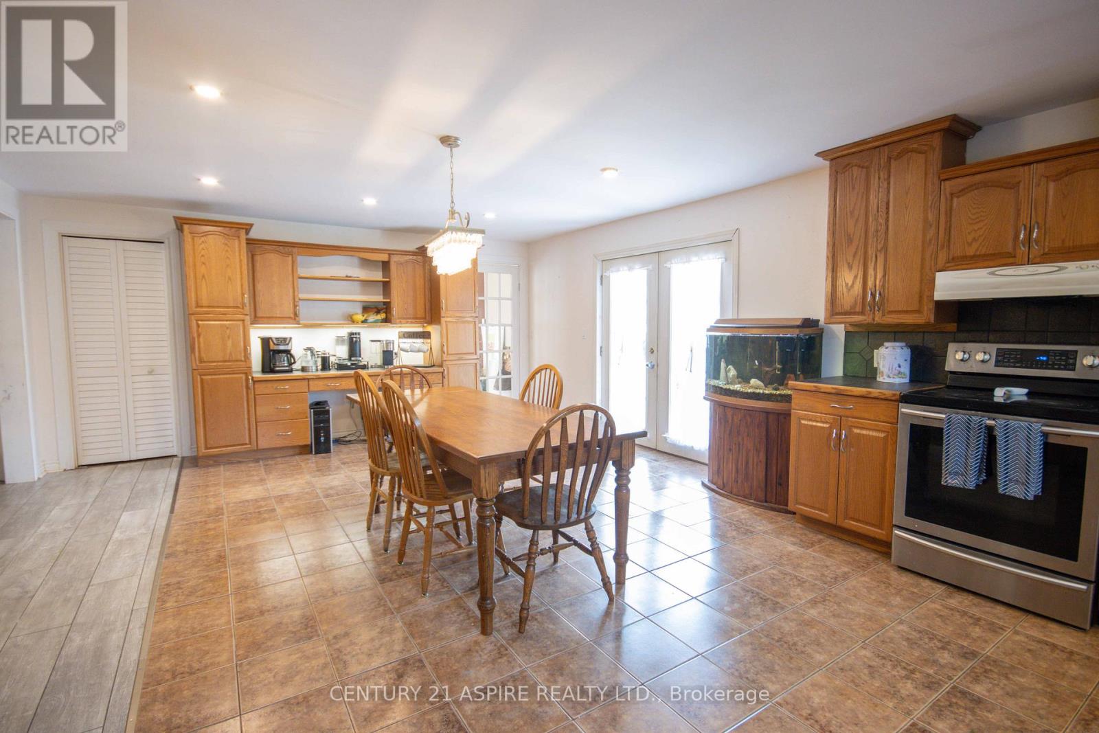 16358 Highway 60 Highway, Killaloe, Ontario  K0J 2A0 - Photo 15 - X12314106