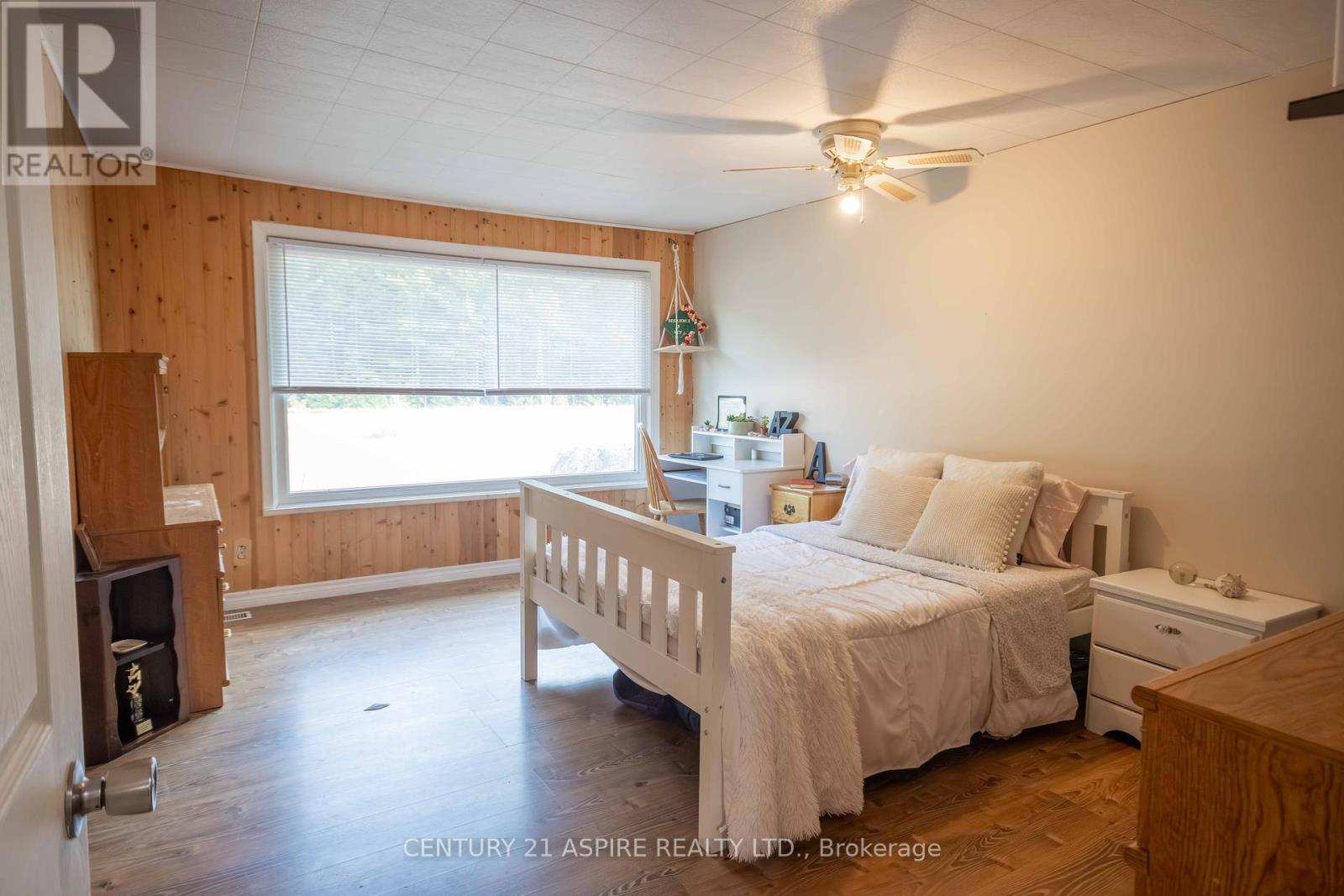 16358 Highway 60 Highway, Killaloe, Ontario  K0J 2A0 - Photo 20 - X12314106