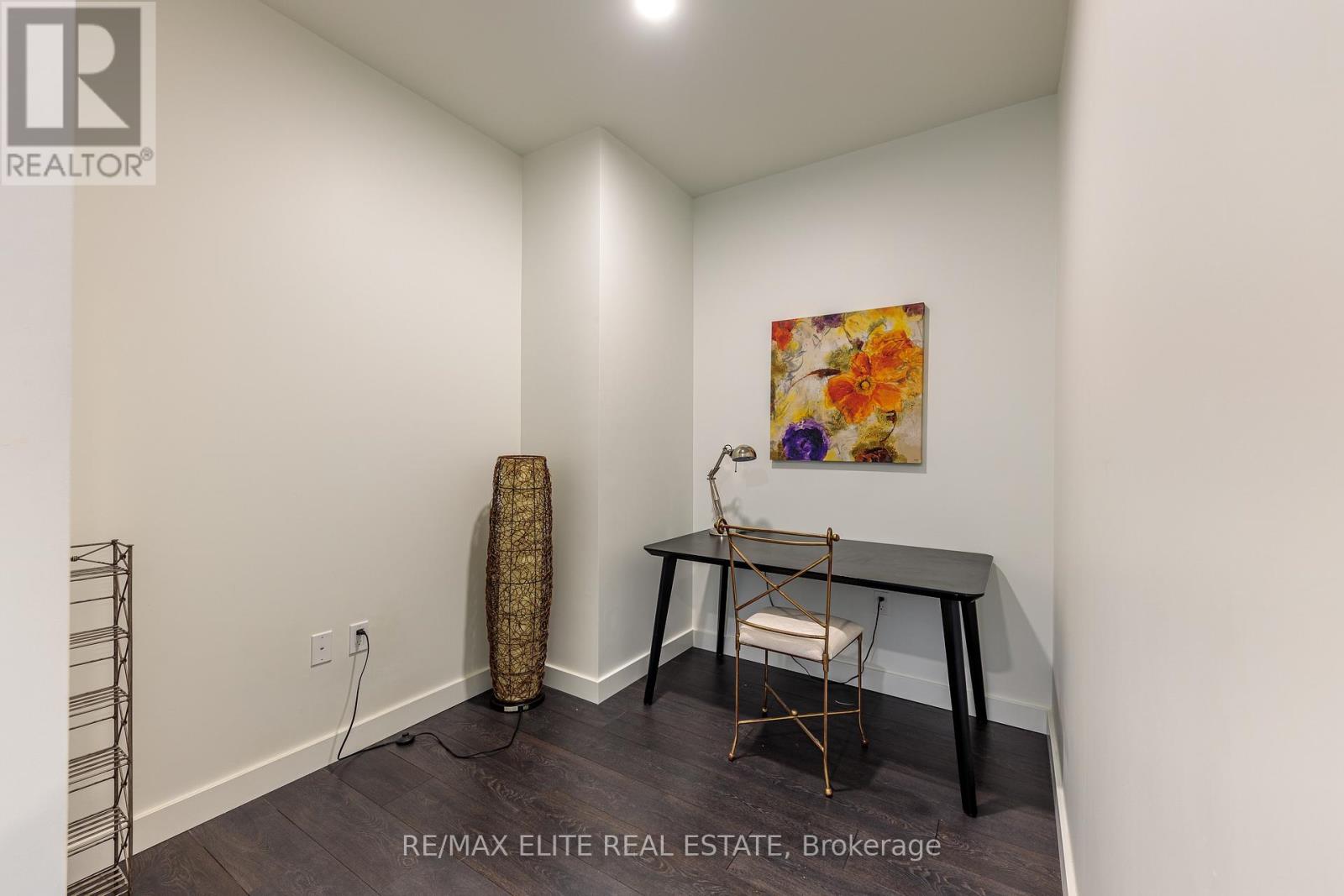 Property at 612 - 85 MCMAHON DRIVE image 5