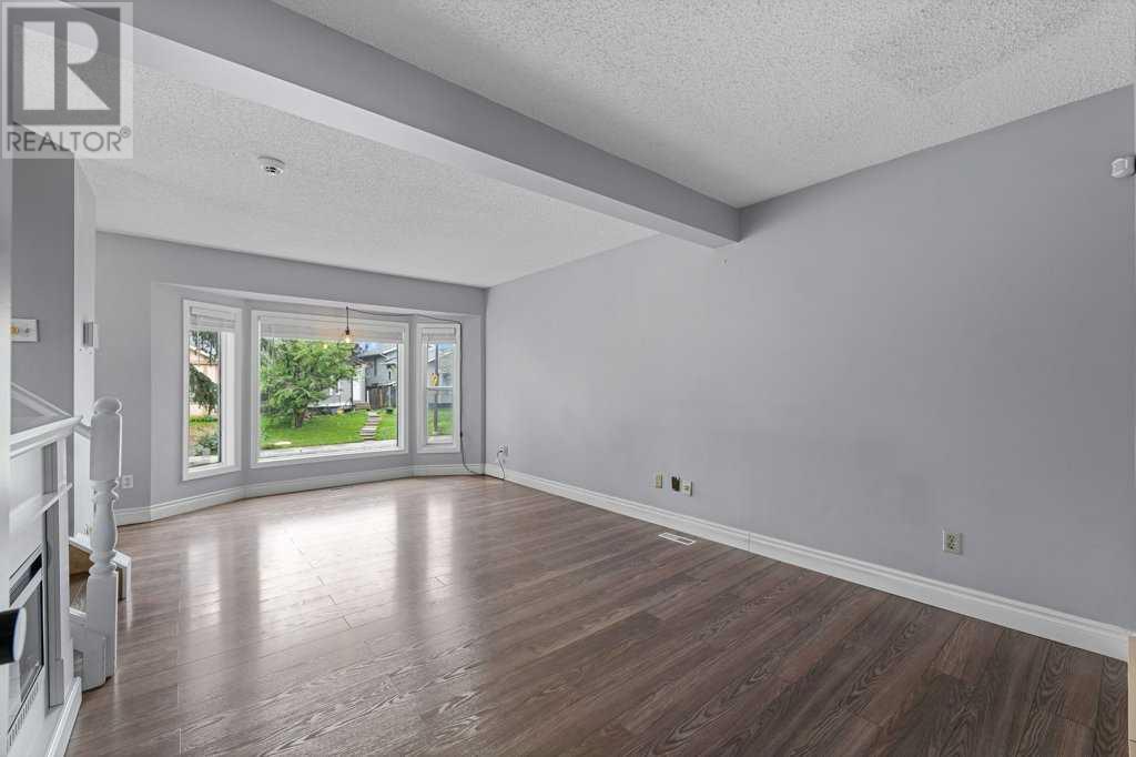 Property at 50 Taraglen Road NE image 4