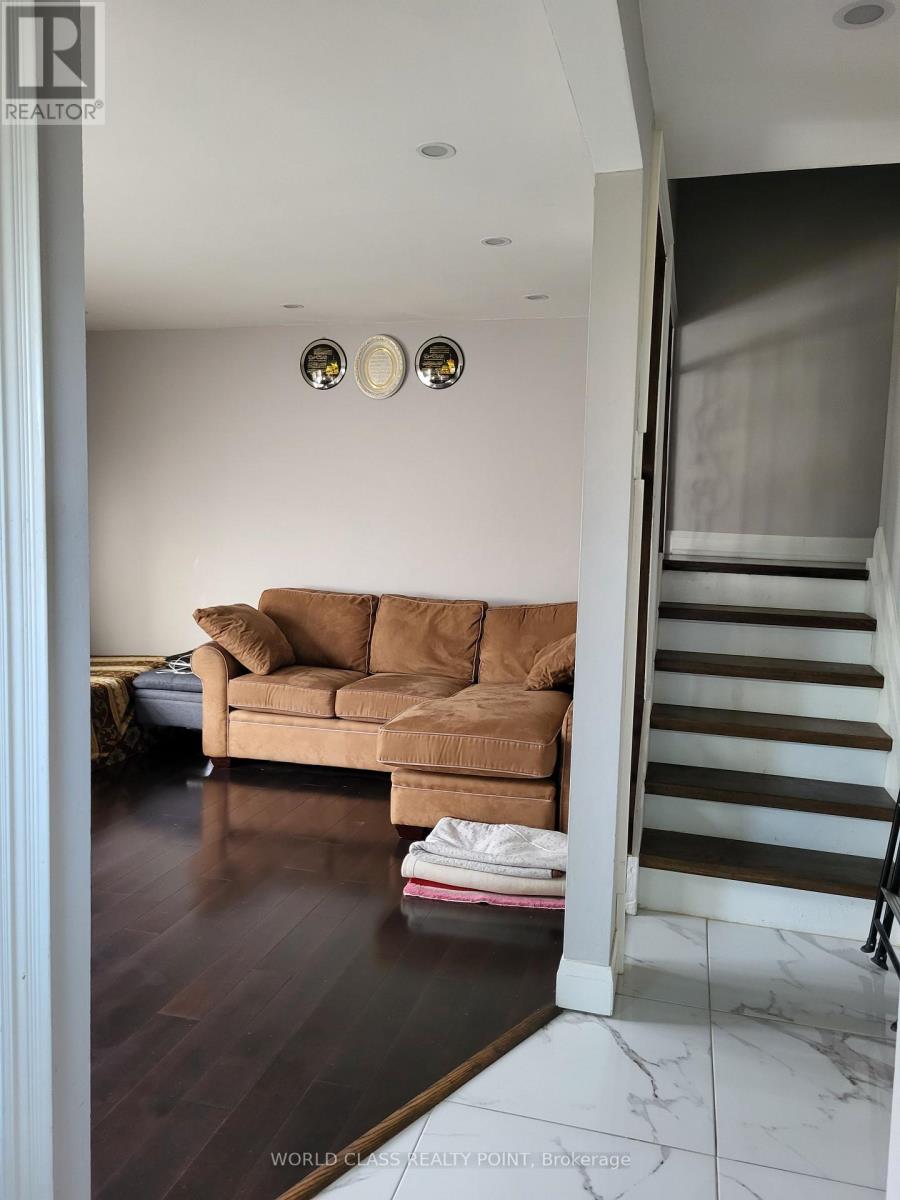 226 MAMMOTH HALL TRAIL Toronto - E12314133 4