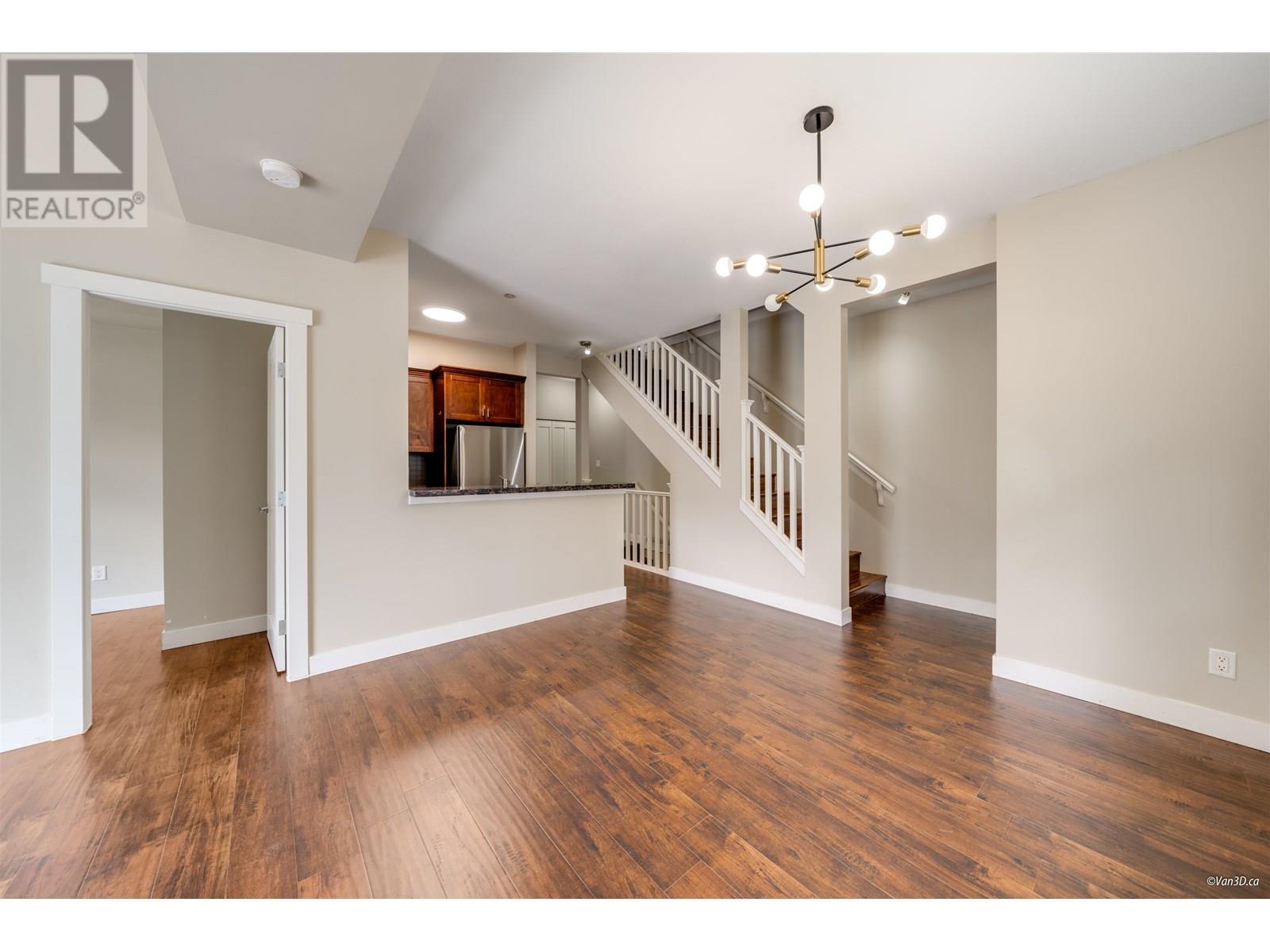 Property at 18 7388 MACPHERSON AVENUE image 5