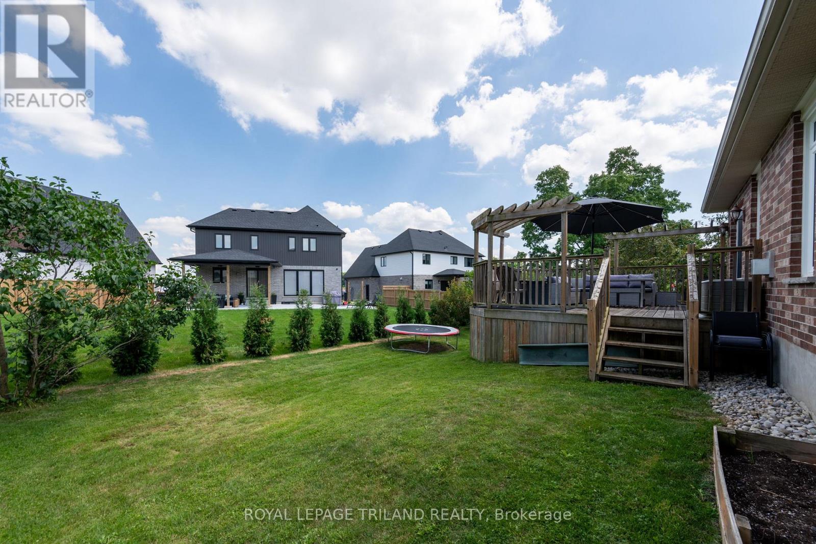 131 Deborah Drive, Strathroy-Caradoc, Ontario  N7G 4E2 - Photo 32 - X12314171