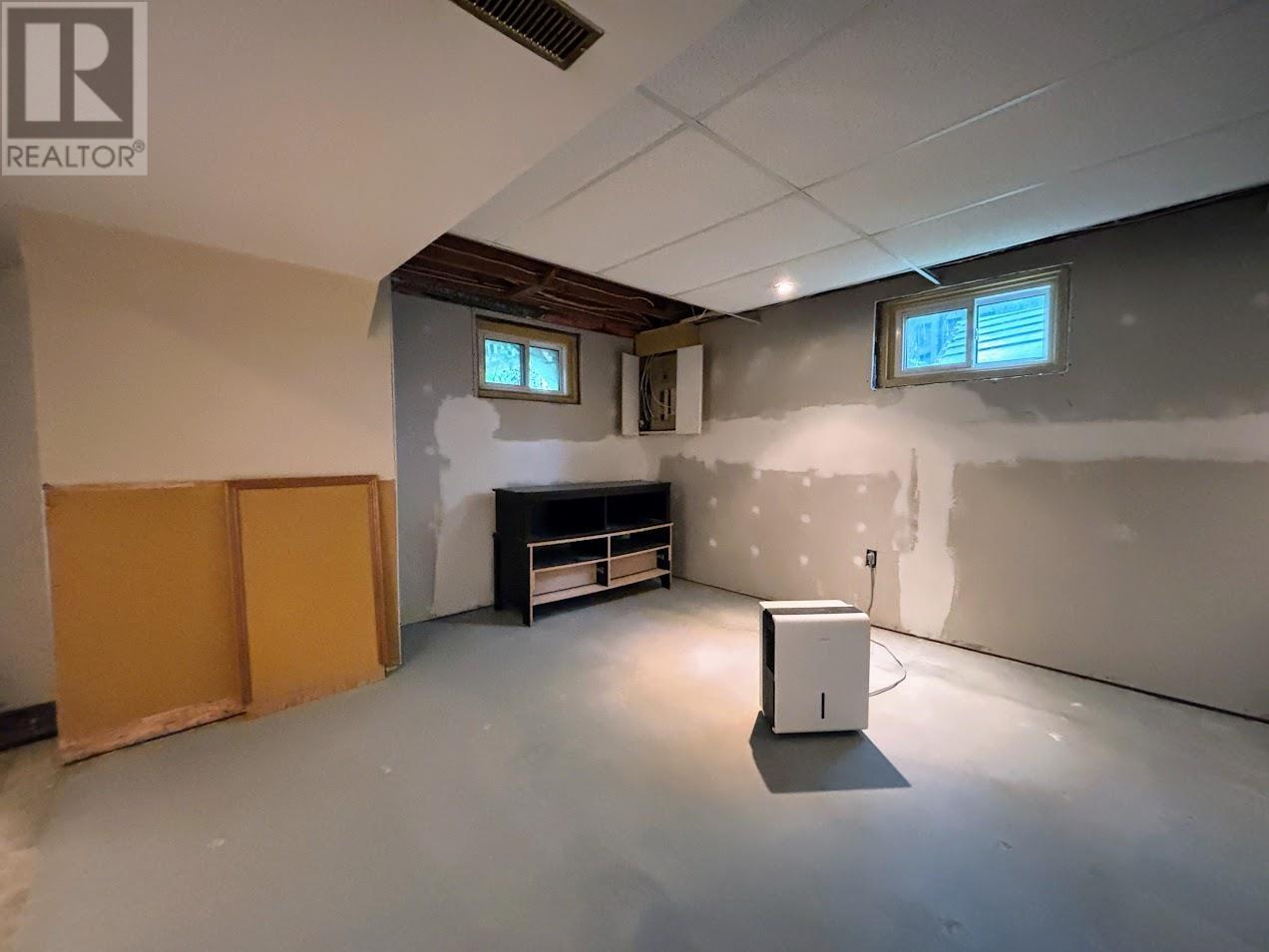 2 Essa Pl, Manitouwadge, Ontario  P0T 2C0 - Photo 23 - TB252166