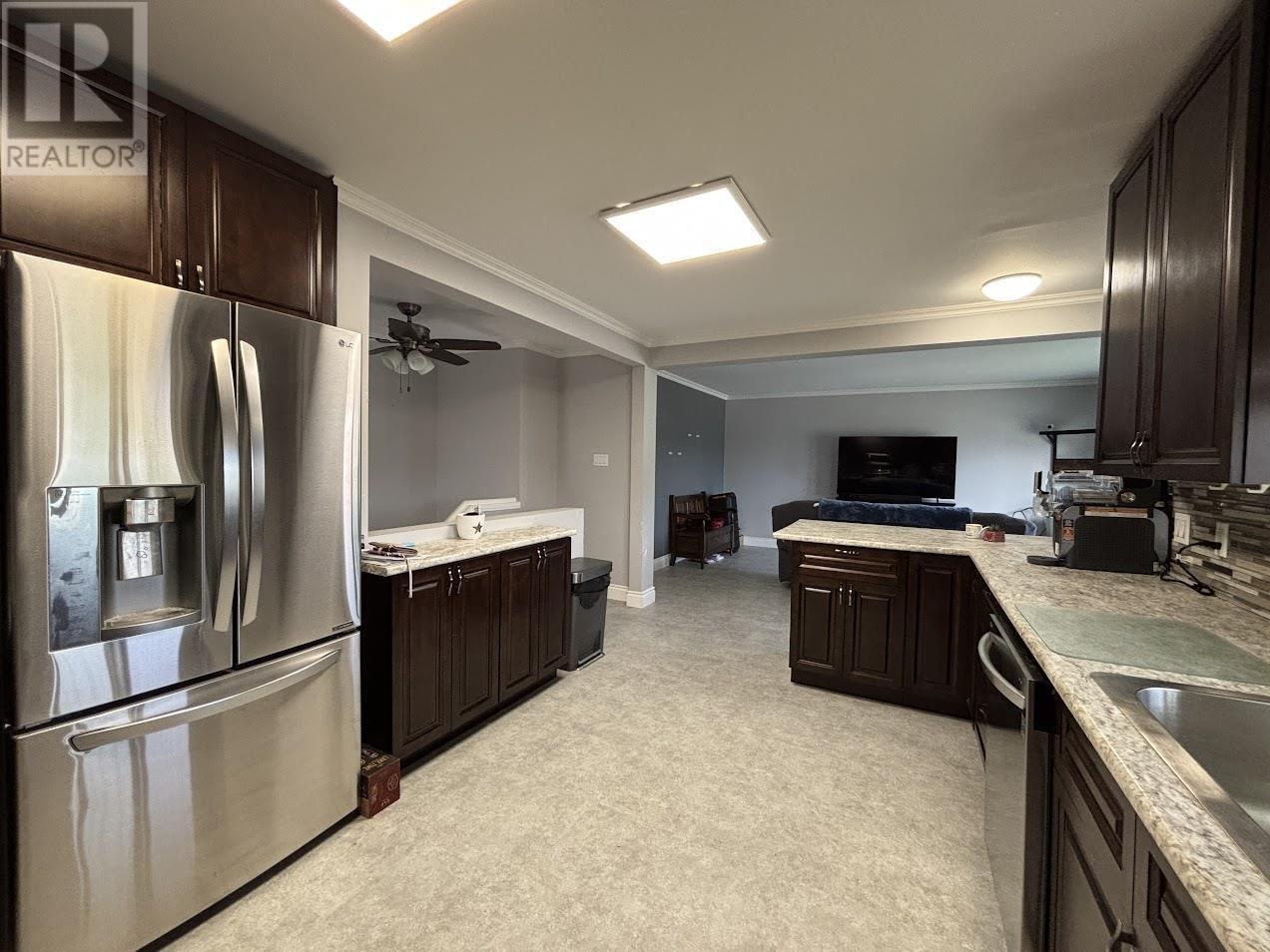 2 Essa Pl, Manitouwadge, Ontario  P0T 2C0 - Photo 5 - TB252166