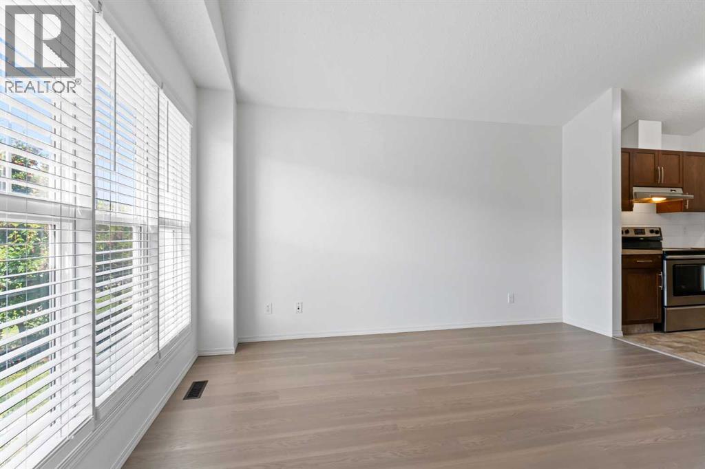 Property at 126 Autumn Green SE image 5