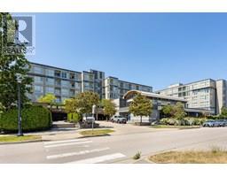 562 4099 STOLBERG STREET, Richmond, British Columbia