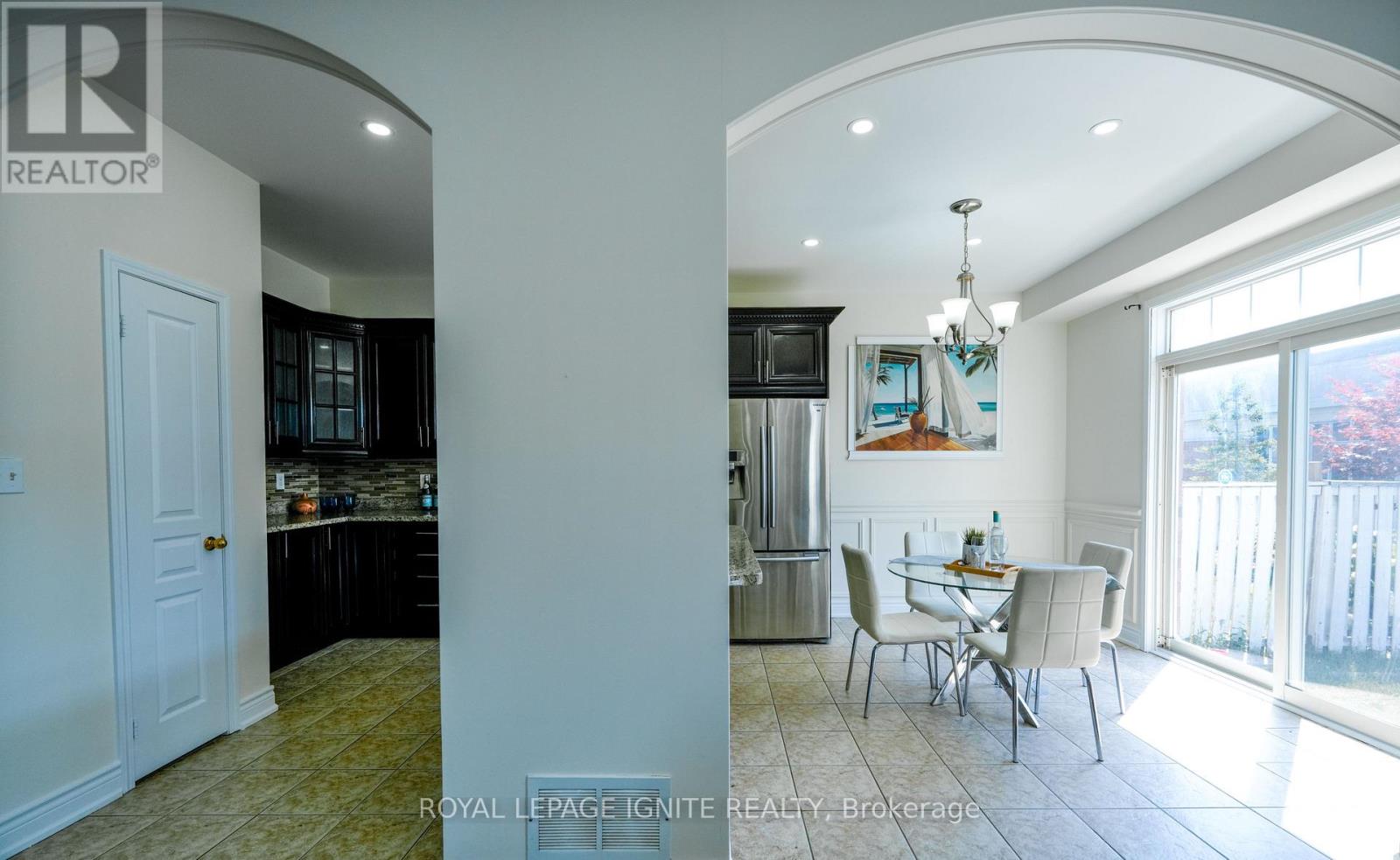 5 Dent Street, Ajax (Northwest Ajax), Ontario  L1T 4E8 - Photo 17 - E12314165