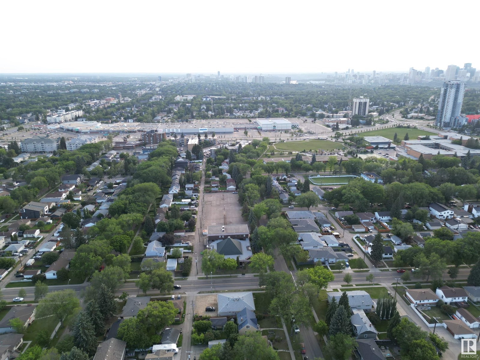 7907 86 Av Nw, Edmonton, Alberta  T6C 1J2 - Photo 9 - E4450239