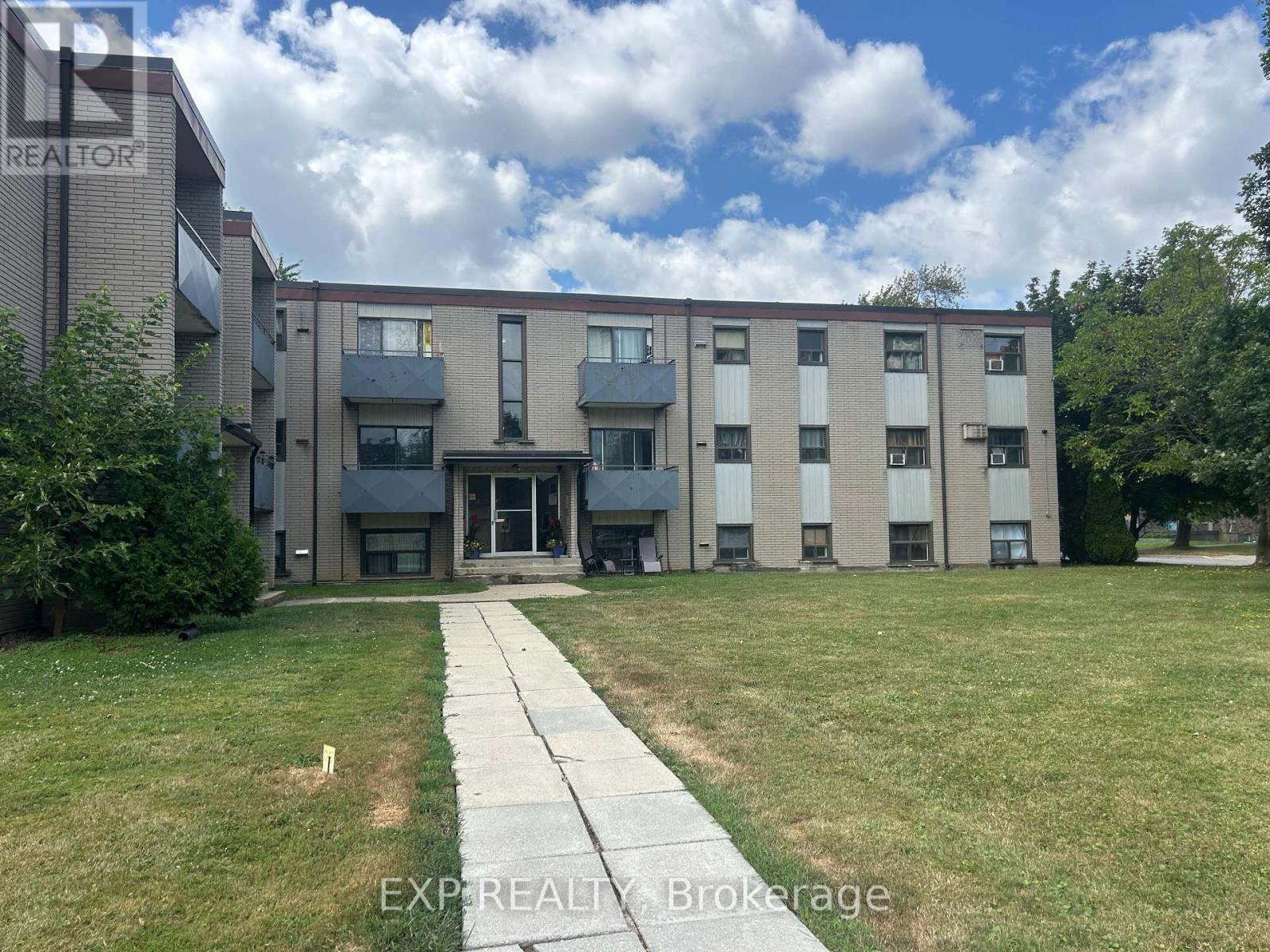 4 - 744 Lincoln Street, Welland, Ontario  L3B 4R5 - Photo 15 - X12314151