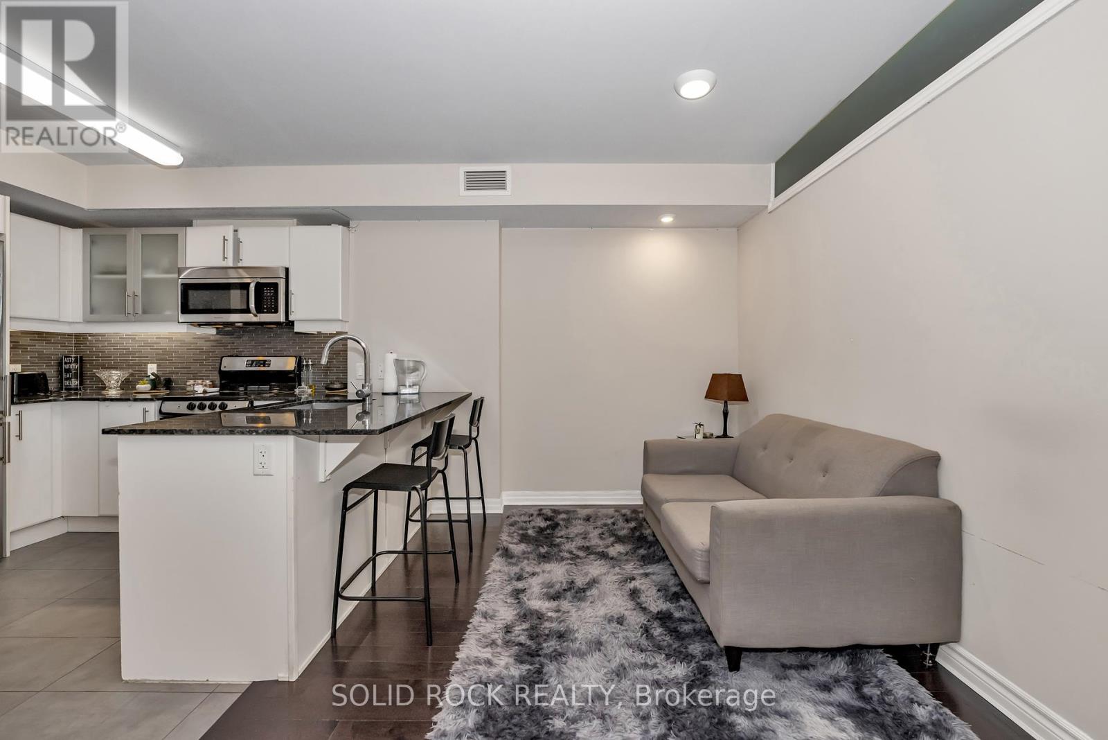 306 - 195 Besserer N, Ottawa, Ontario  K1N 0B6 - Photo 6 - X12314204