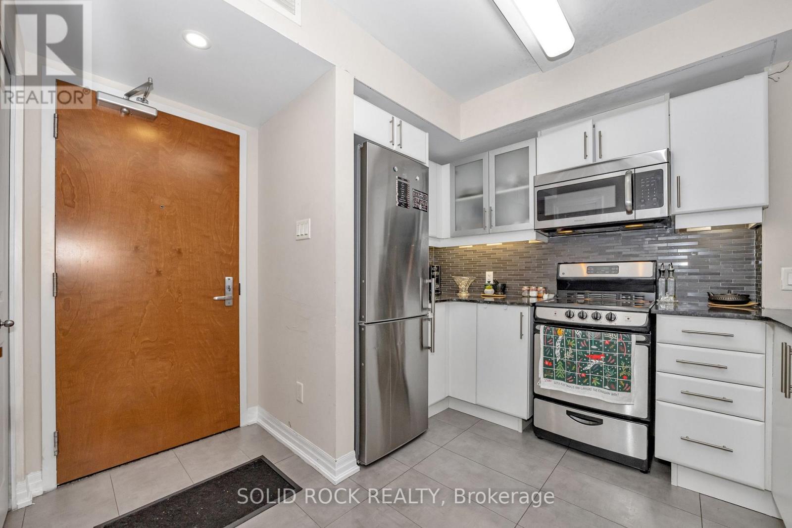 306 - 195 Besserer N, Ottawa, Ontario  K1N 0B6 - Photo 8 - X12314204