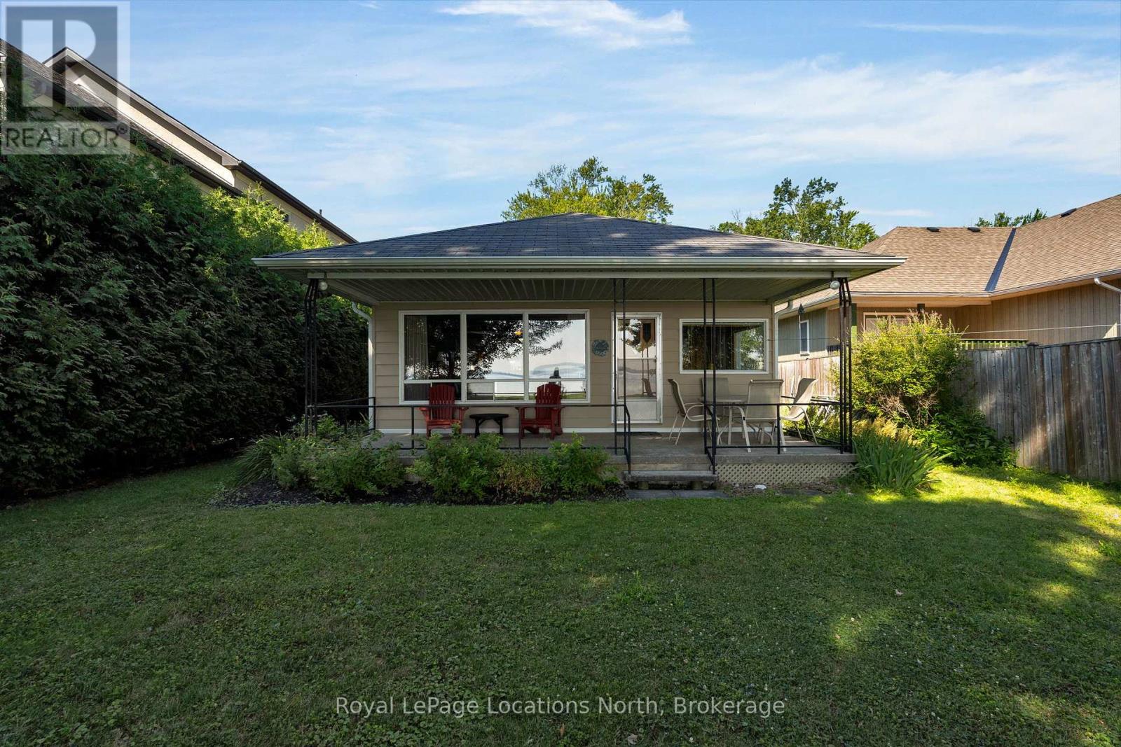 297 Beach Road, Innisfil, Ontario  L0L 1R0 - Photo 23 - N12314196