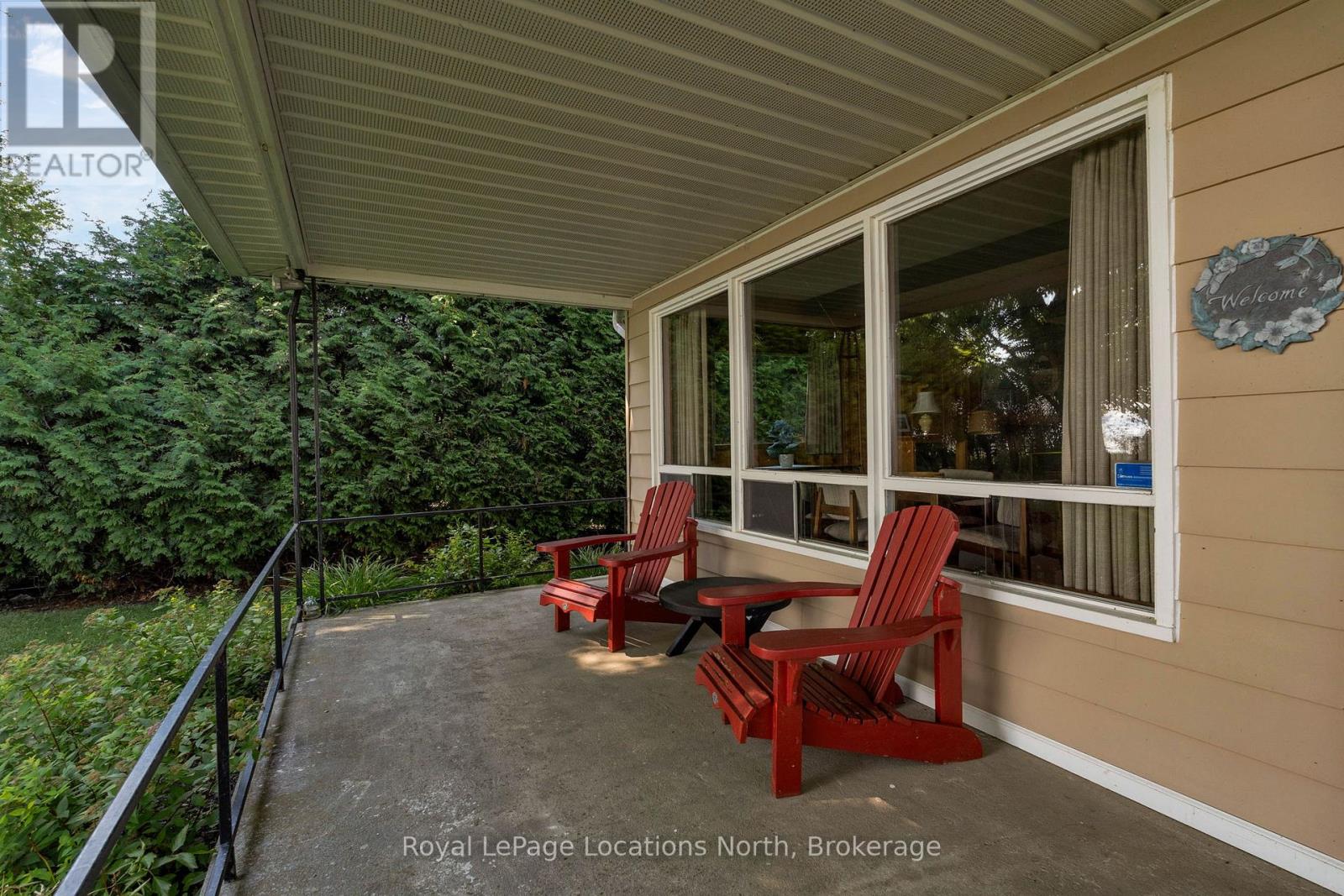 297 Beach Road, Innisfil, Ontario  L0L 1R0 - Photo 26 - N12314196