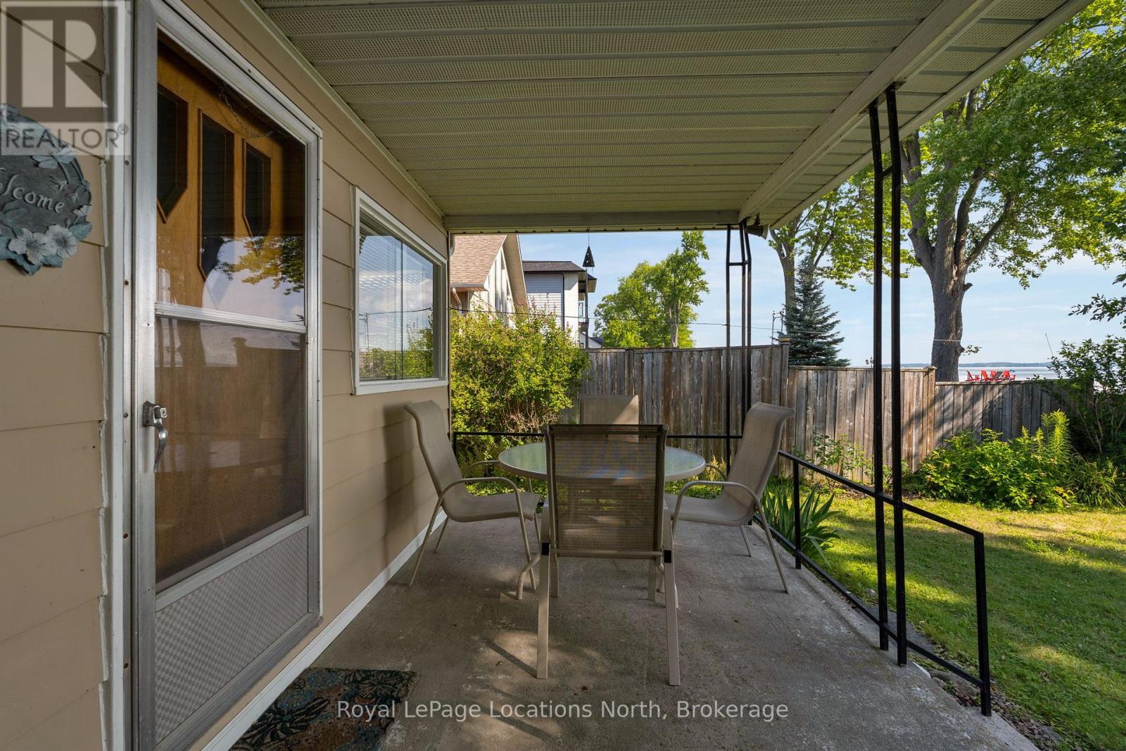 297 Beach Road, Innisfil, Ontario  L0L 1R0 - Photo 27 - N12314196