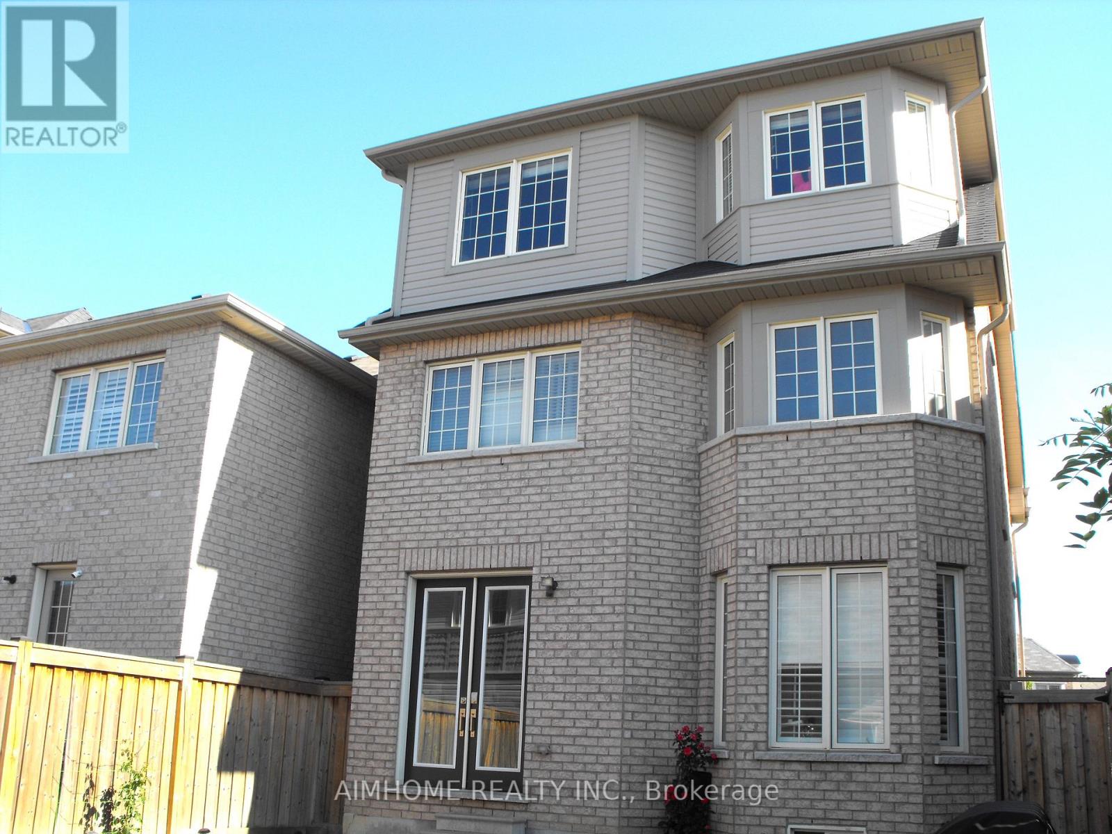 18 Saddlebrook Drive, Markham, Ontario  L6B 1J4 - Photo 25 - N12309307