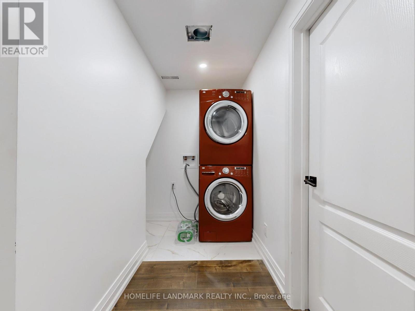 Main Unit - 1661 Mount Albert Road, East Gwillimbury, Ontario  L0G 1V0 - Photo 14 - N12314217