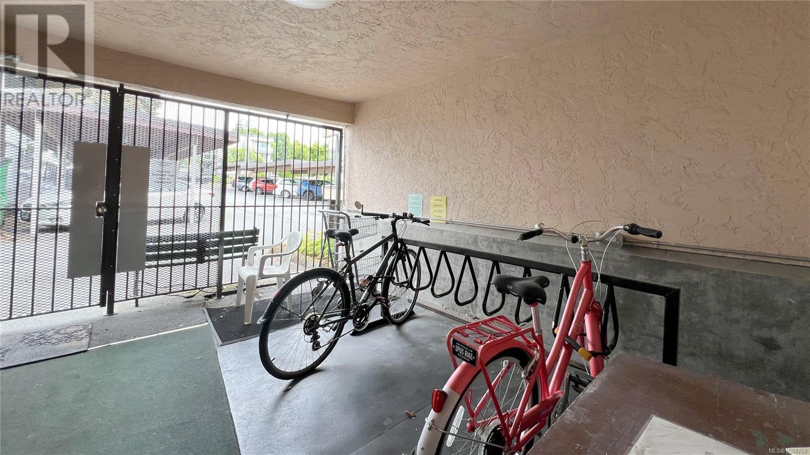 203 1012 Pakington St, Victoria, British Columbia  V8V 3A1 - Photo 24 - 1008760