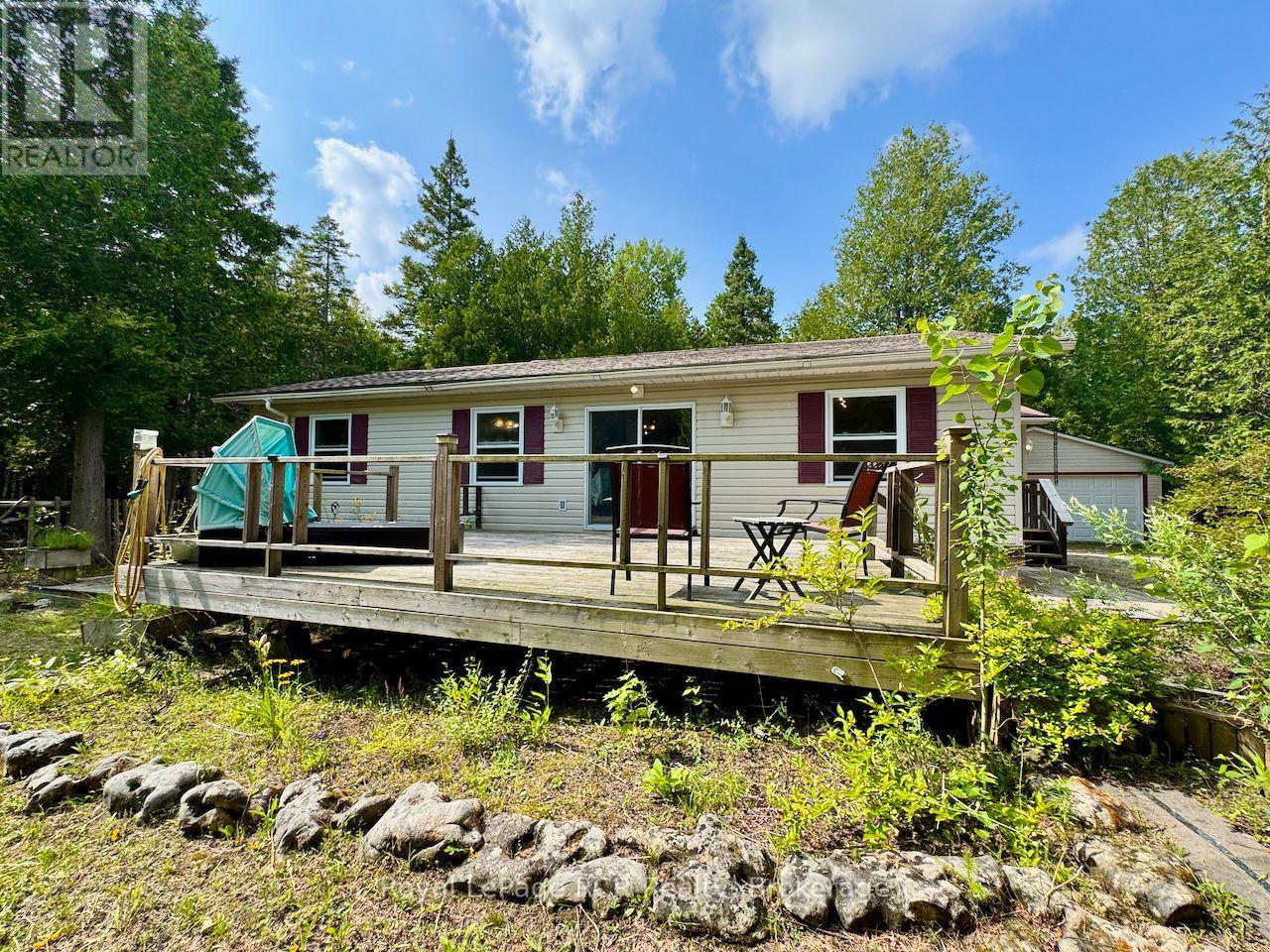 323 East Road Rr 4 Road, Northern Bruce Peninsula, Ontario  N0H 1W0 - Photo 29 - X12314257