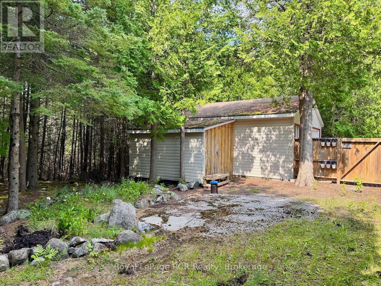 323 East Road Rr 4 Road, Northern Bruce Peninsula, Ontario  N0H 1W0 - Photo 33 - X12314257