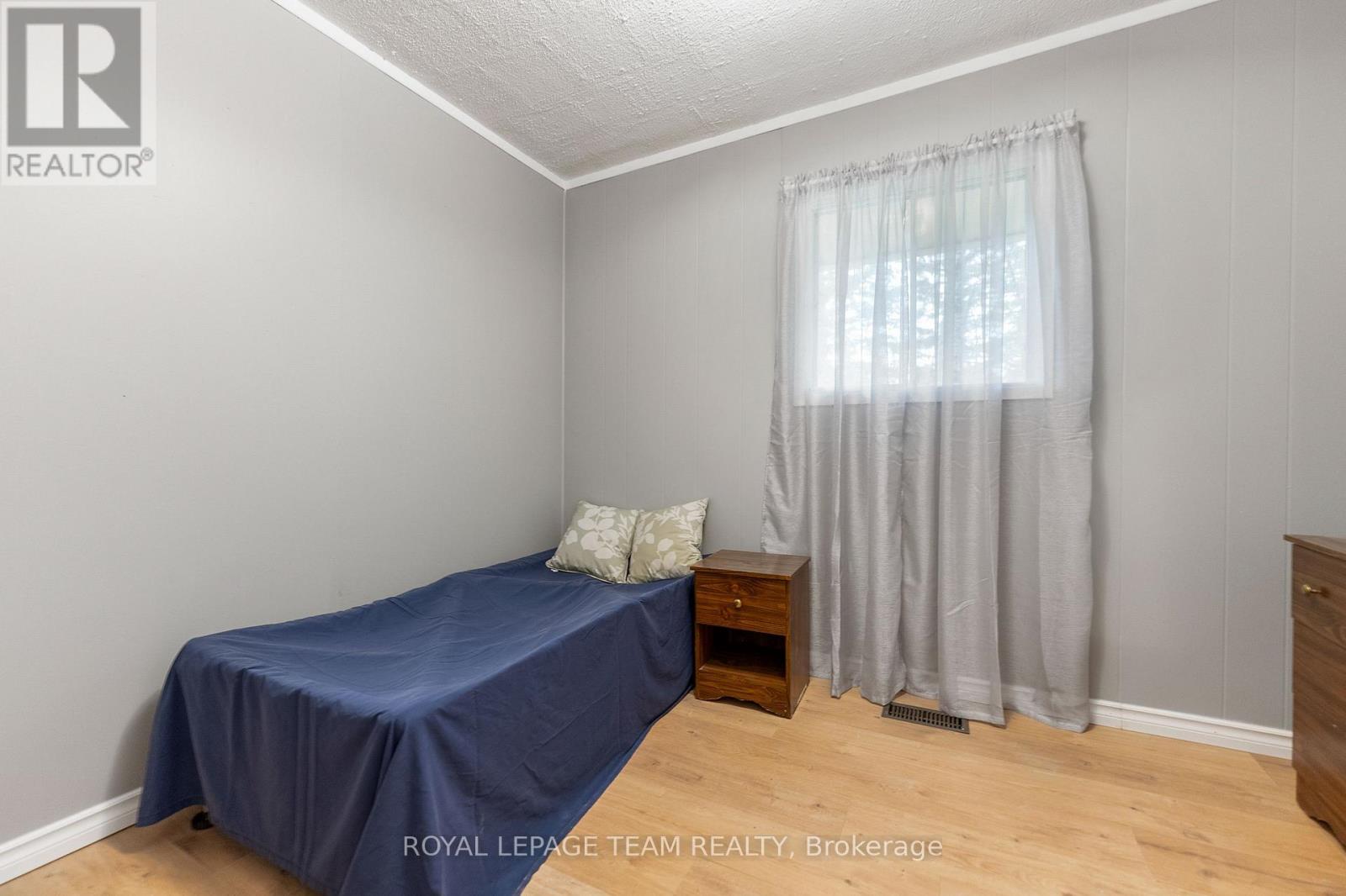 4 Murchison Road, South Algonquin, Ontario  K0J 2C0 - Photo 37 - X12314250