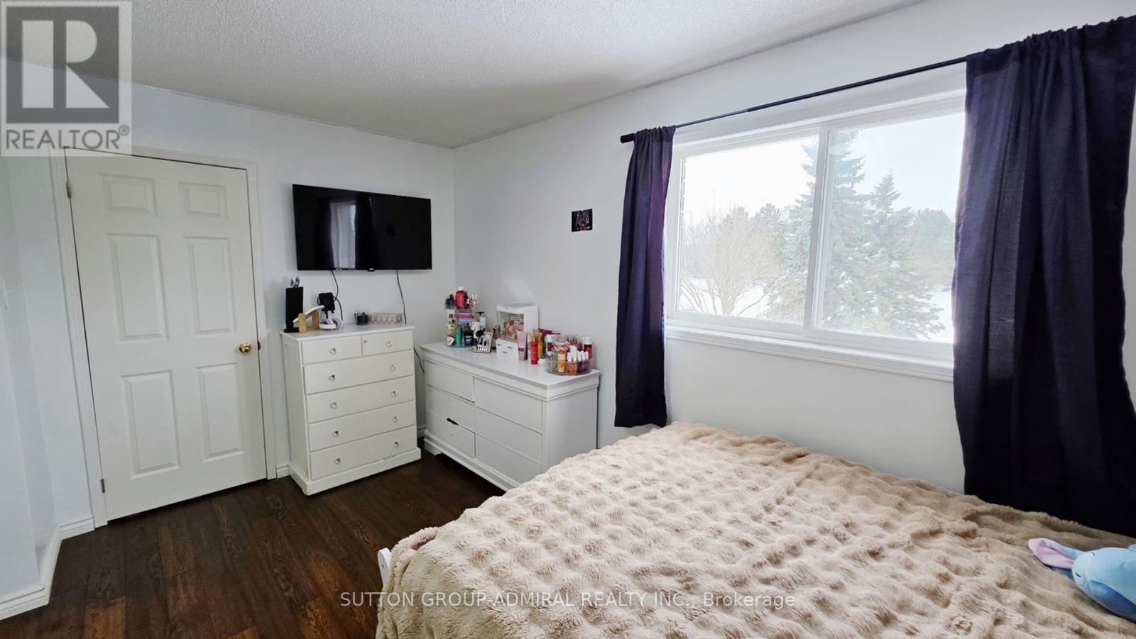 96 Golden Meadow Road, Barrie (Innis-Shore), Ontario  L4N 7G4 - Photo 22 - S12313522