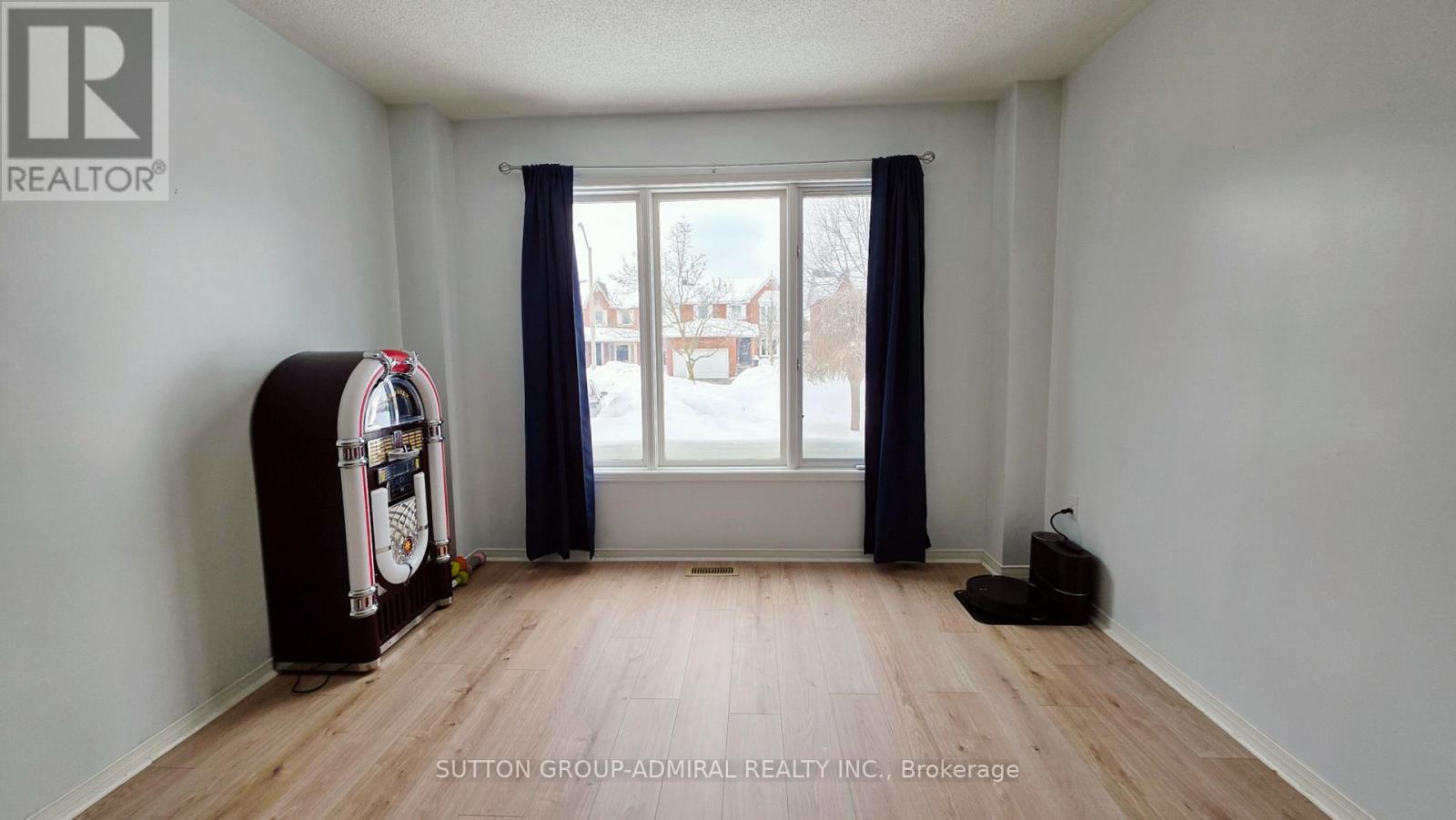 96 Golden Meadow Road, Barrie, Ontario  L4N 7G4 - Photo 10 - S12313522