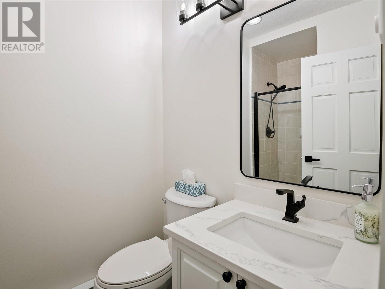 203 4405 Blackcomb Way, Whistler, British Columbia  V8E 0X7 - Photo 12 - R3032045