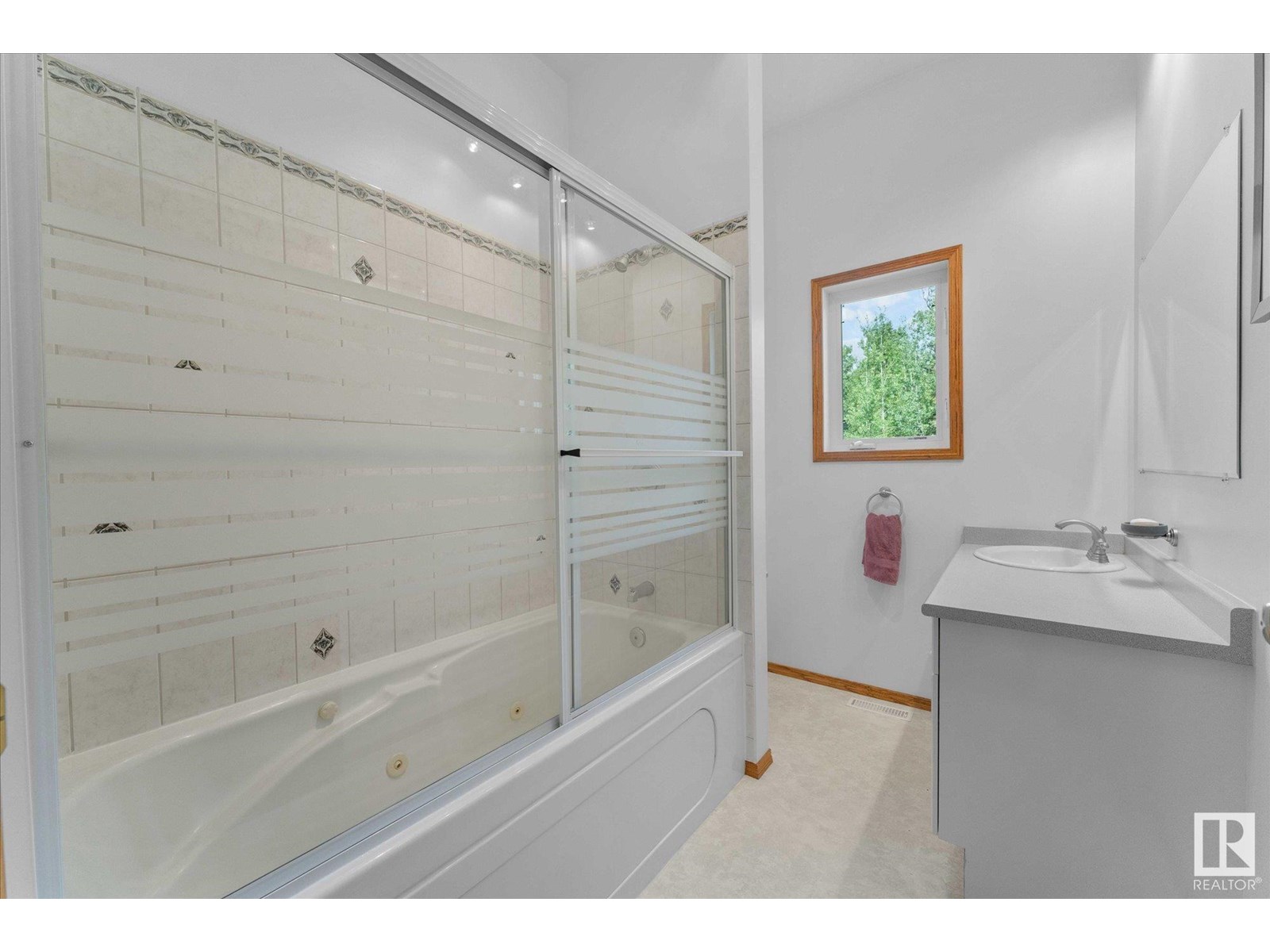 6316 Hghway 16, Rural Parkland County, Alberta  T0E 0W0 - Photo 25 - E4449516