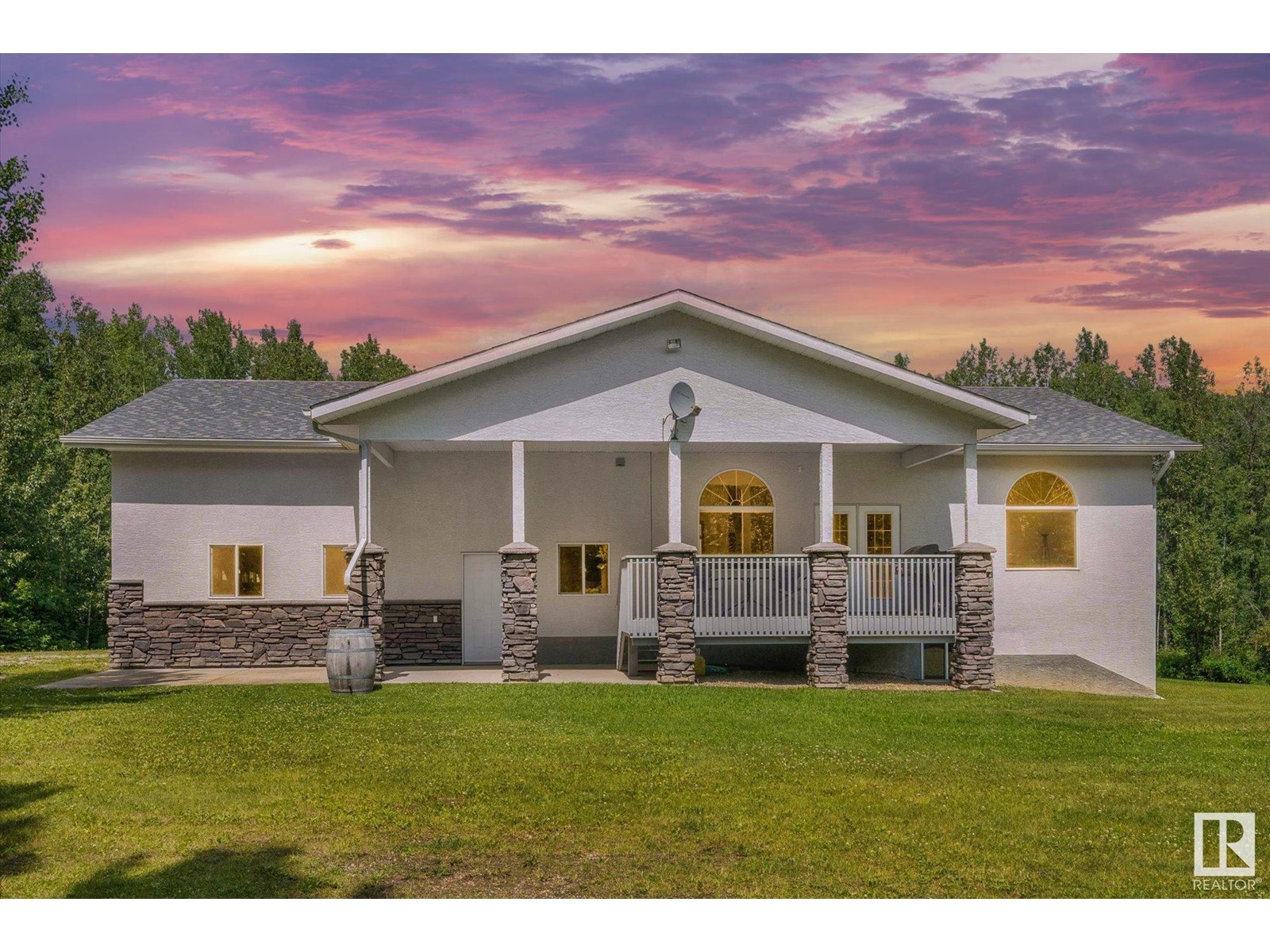 6316 Hghway 16, Rural Parkland County, Alberta  T0E 0W0 - Photo 2 - E4449516