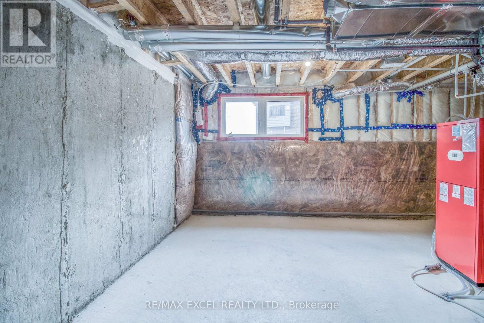 124 Solstice Circle, Newmarket, Ontario  L3X 0L7 - Photo 46 - N12313790
