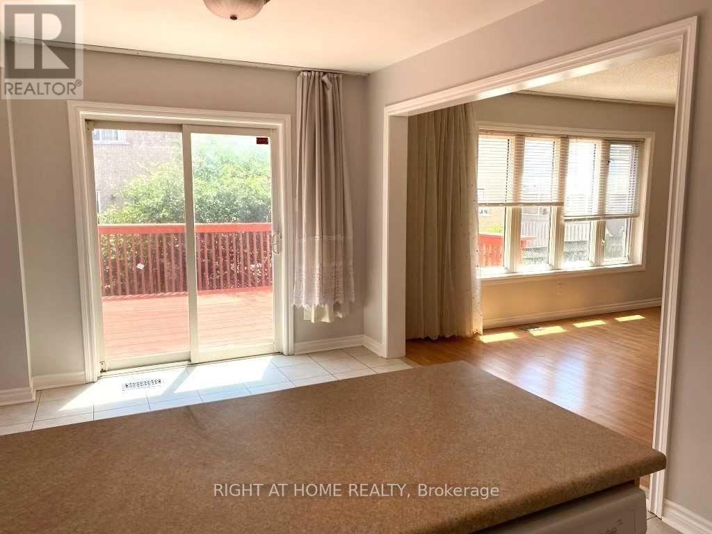 Main And 2nd Level - 35 Echoridge Drive, Brampton, Ontario  L7A 3K8 - Photo 7 - W12314267
