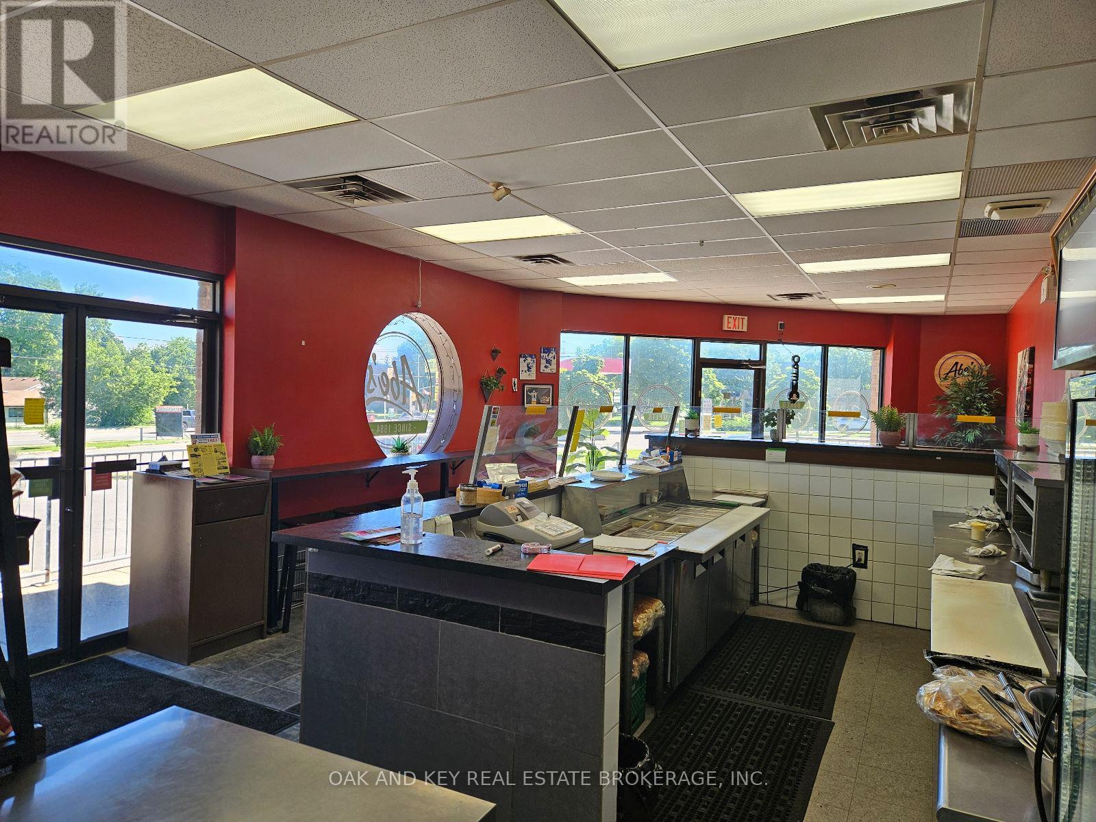 431 Boler Road, London South, Ontario  N6K 2K8 - Photo 8 - X12314290