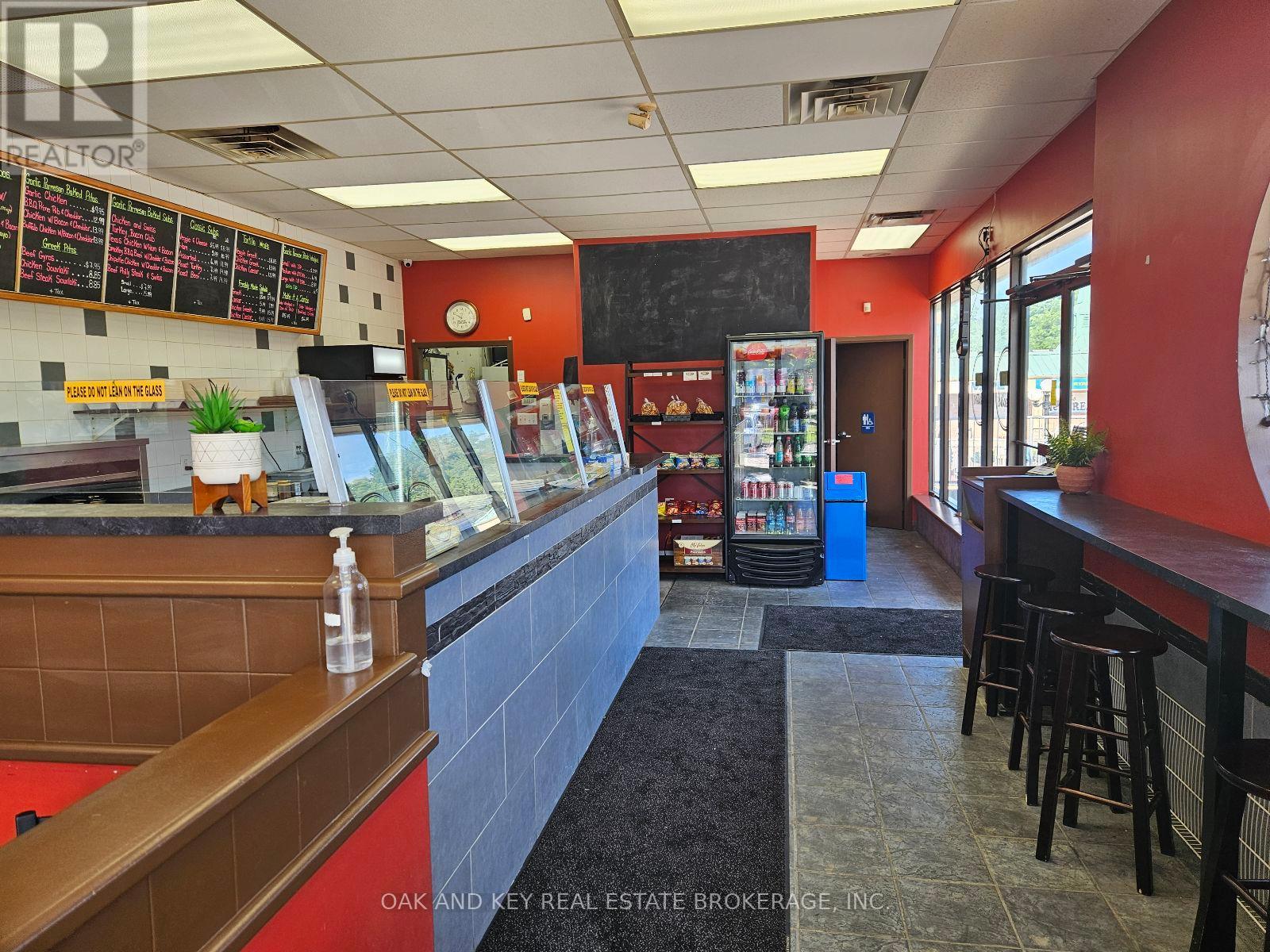 431 Boler Road, London South, Ontario  N6K 2K8 - Photo 9 - X12314290