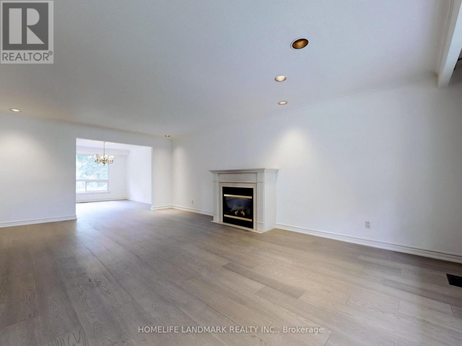 714 Conacher Drive, Toronto, Ontario  M2M 3N6 - Photo 6 - C12314314