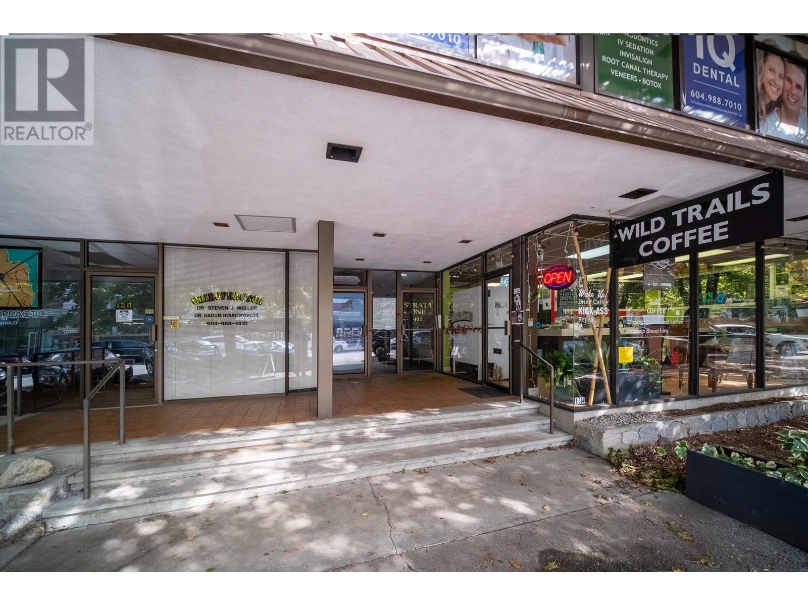 201 132 14TH STREET, North Vancouver, British Columbia